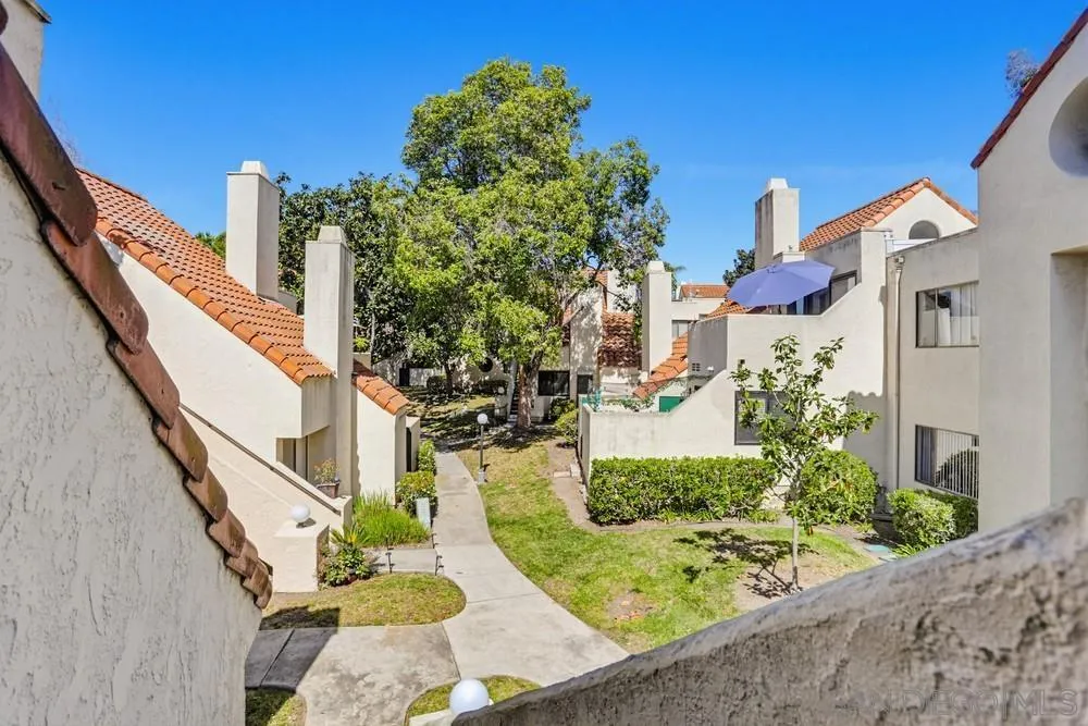 https://cdn.realtyfeed.com/cdn/127/260006686/d27ee3cafda27422b3b1ba569f7578ac.webp