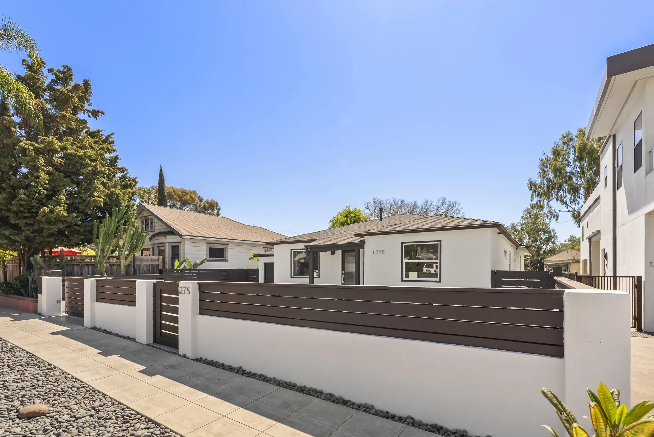 https://cdn.realtyfeed.com/cdn/127/260006689/81e859761f8051e2e28ca0d24aa98e06.webp