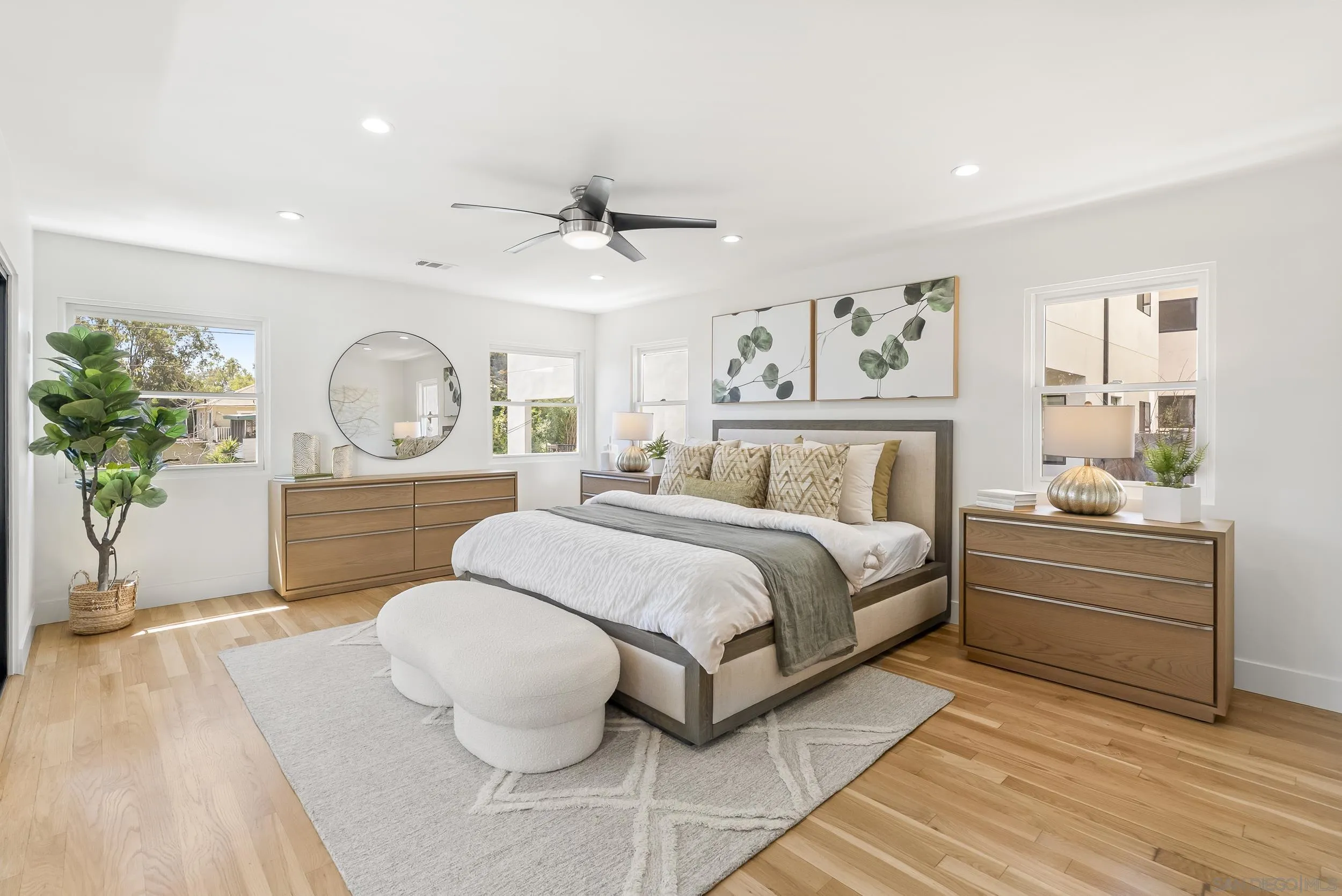 https://cdn.realtyfeed.com/cdn/127/260006689/8bd9f571d7954f9331b6324b0376aa13.webp