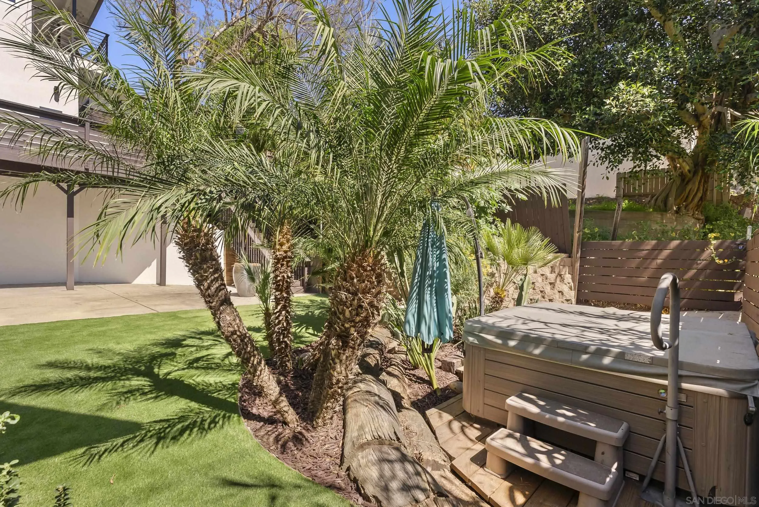 https://cdn.realtyfeed.com/cdn/127/260006689/9ddae2503691906caba62c6b5fbb748f.webp