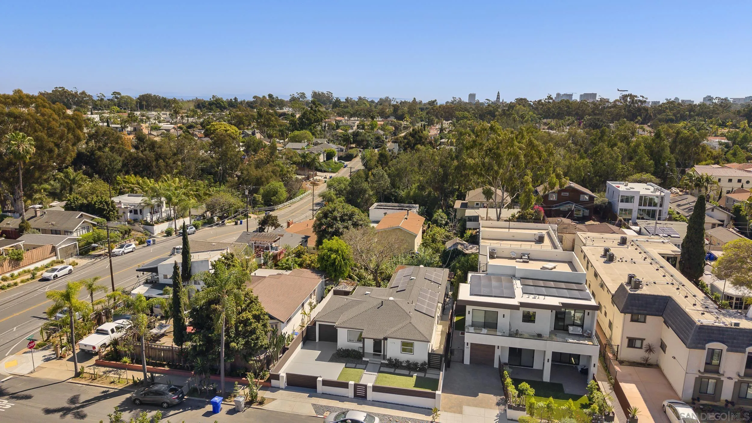 https://cdn.realtyfeed.com/cdn/127/260006689/d73d25aa94c1cf86a65326fa7bce66cb.webp