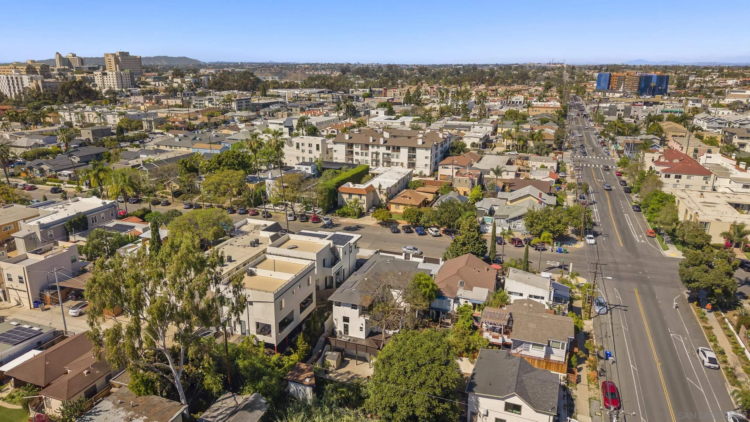 https://cdn.realtyfeed.com/cdn/127/260006689/f87502d8628922a57971e5211050ff7d.webp