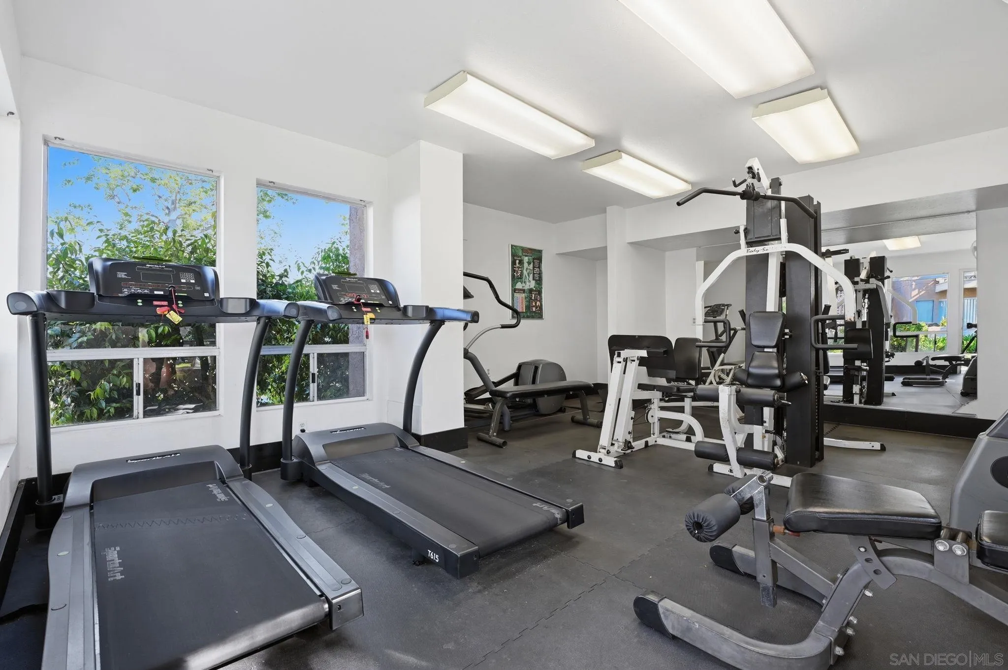https://cdn.realtyfeed.com/cdn/127/260006692/1c45c70827d7b40fe04f555255425531.webp