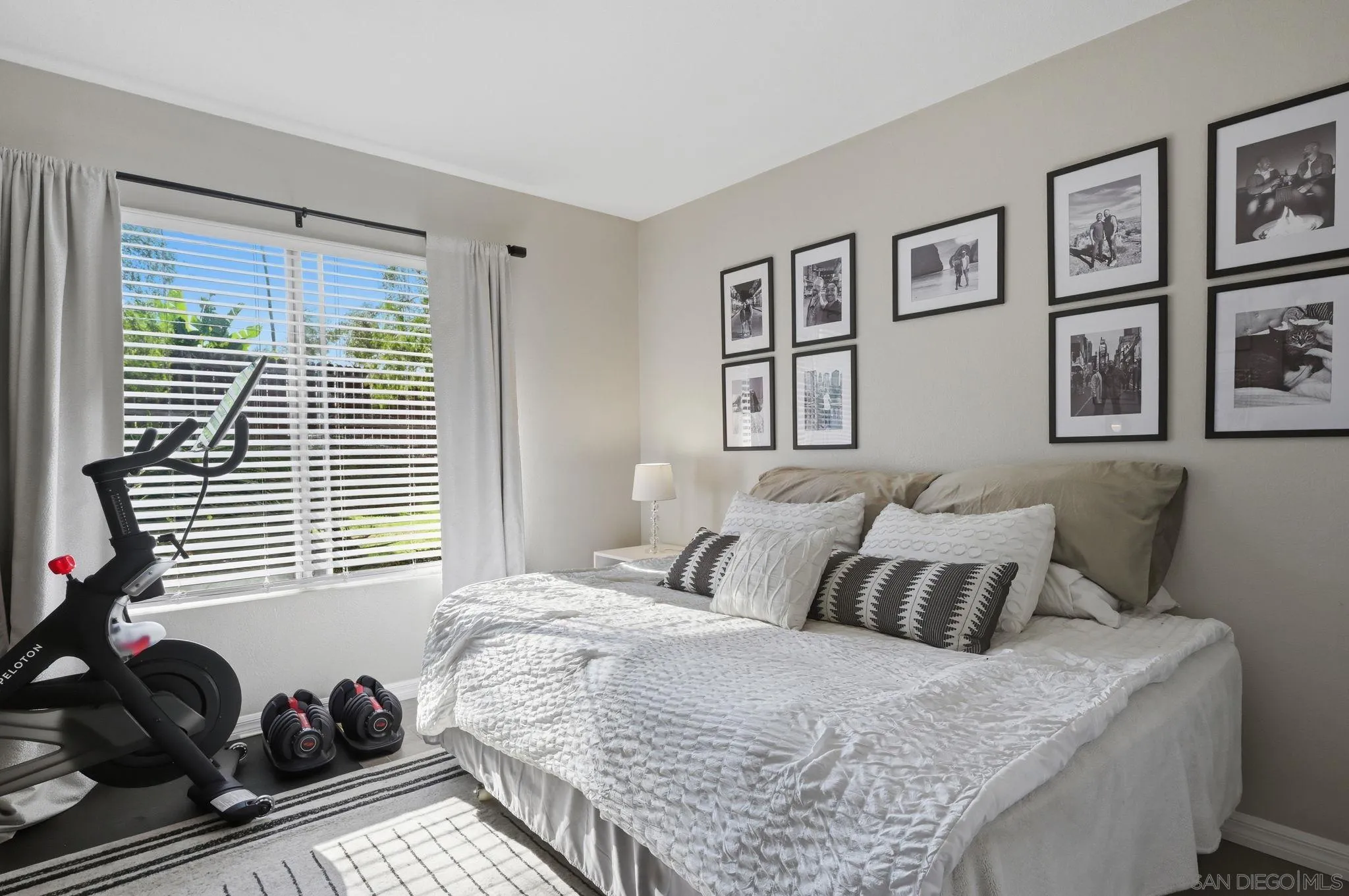 https://cdn.realtyfeed.com/cdn/127/260006692/abc19b75afb35161dd3637f0f318e568.webp