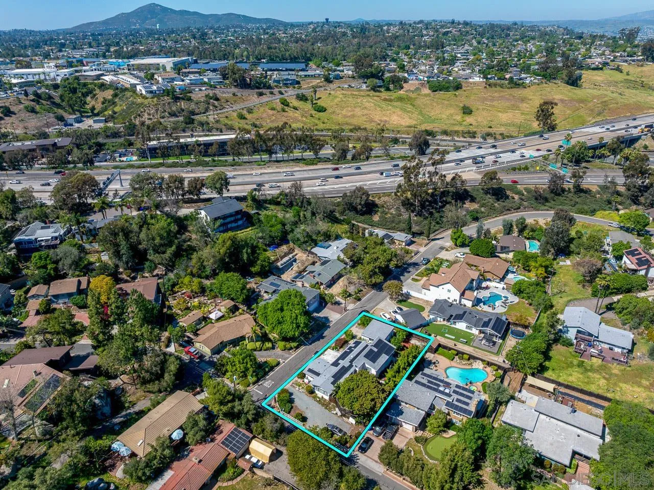https://cdn.realtyfeed.com/cdn/127/260006697/028cb750ac113152c6cb00f15429083c.webp