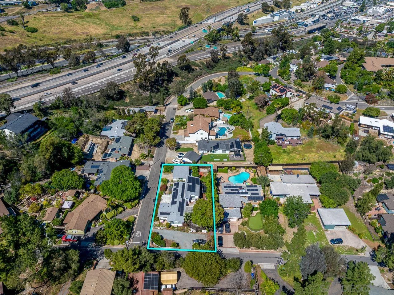 https://cdn.realtyfeed.com/cdn/127/260006697/22a7a3310458f560b624fe375ec4d73c.webp