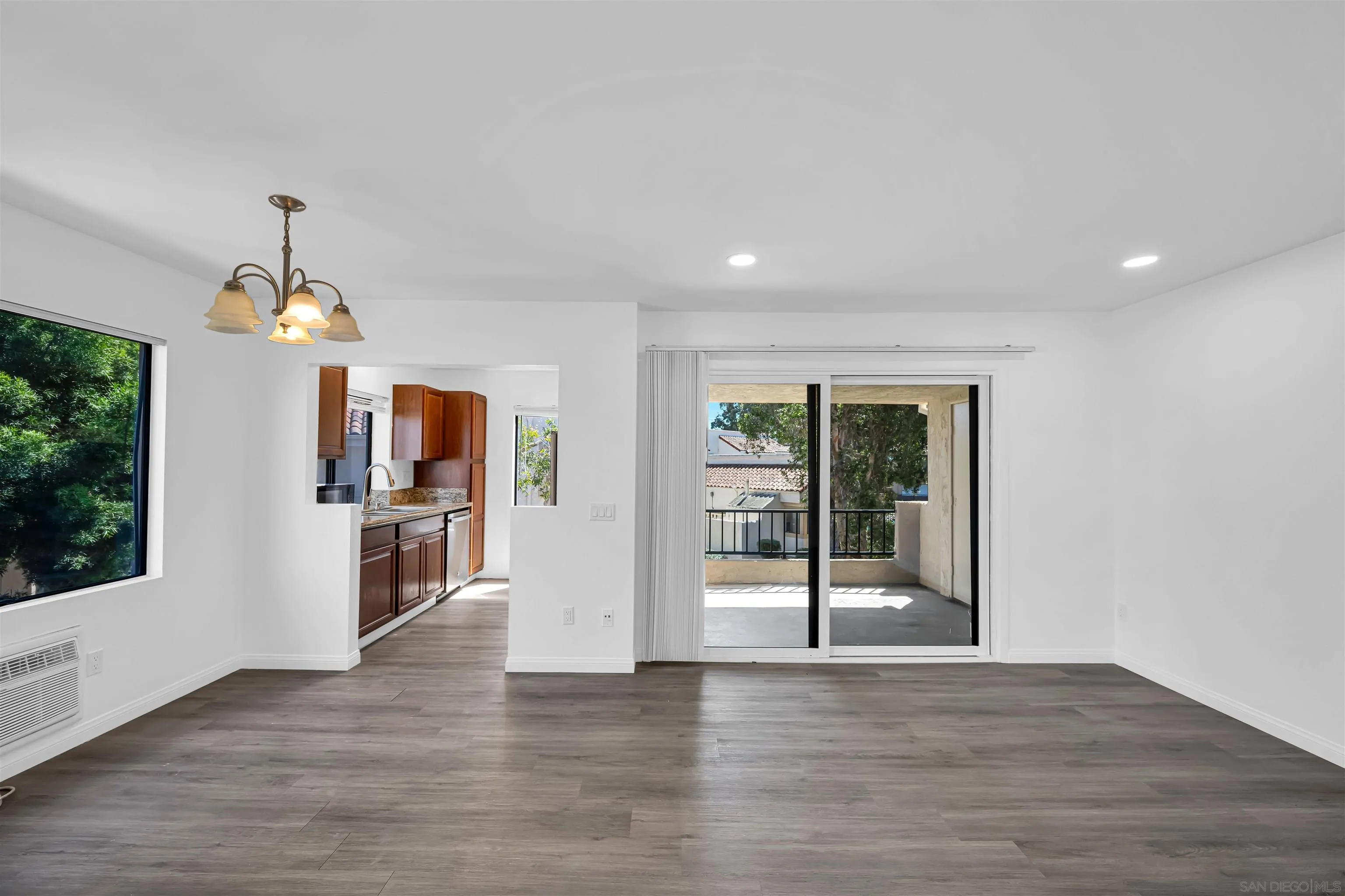 Photo #6: 260006703 Listing: Photo #6