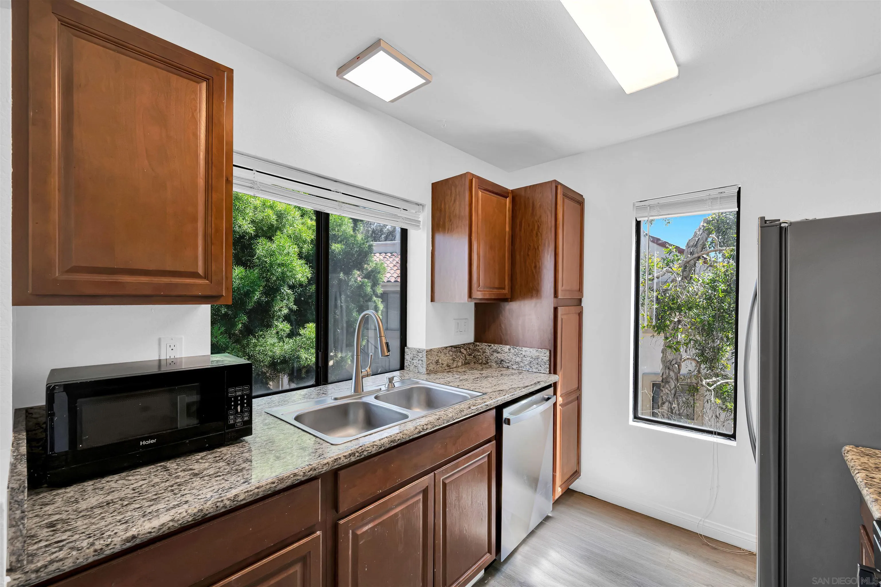 Photo #13: 260006703 Listing: Photo #13