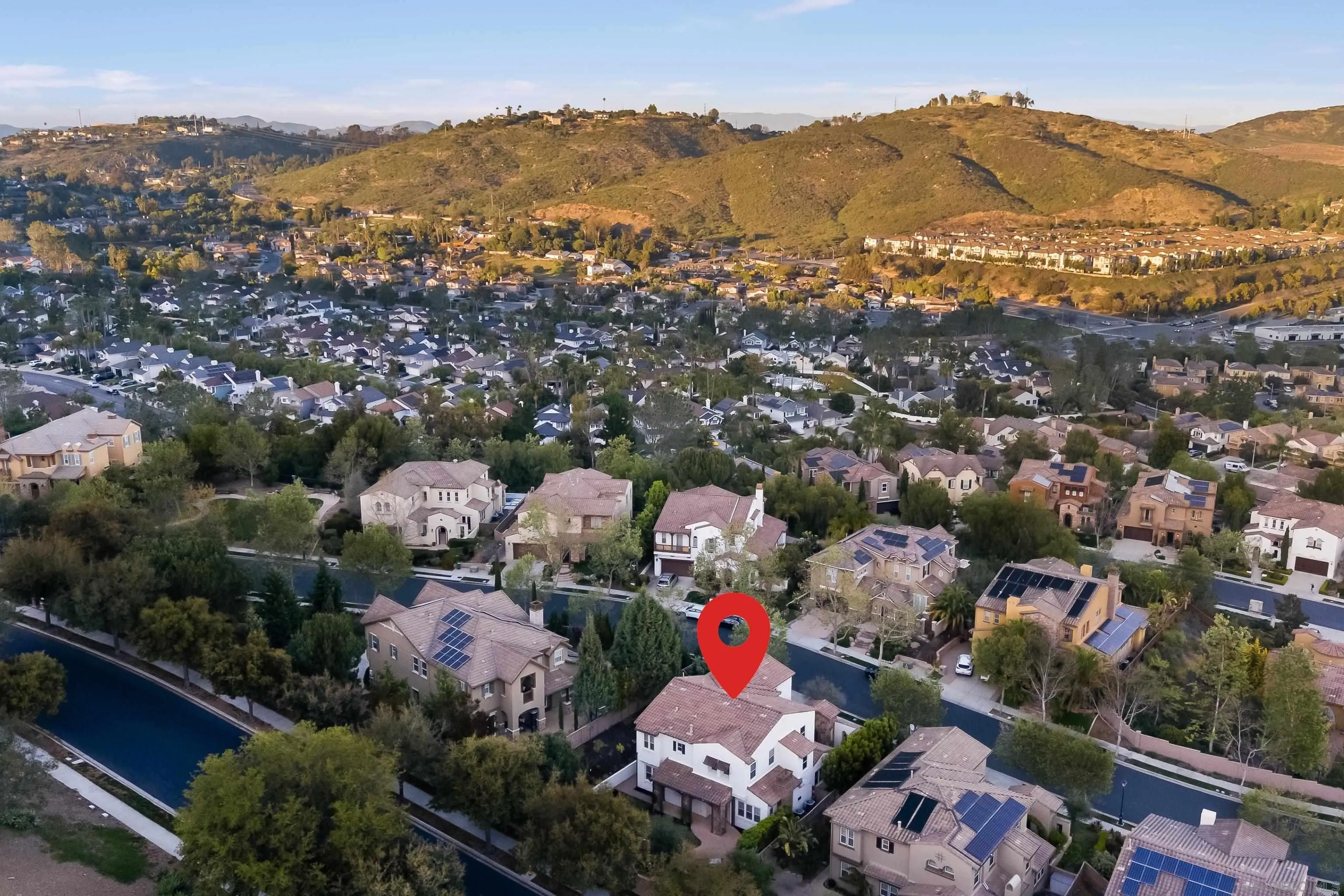https://cdn.realtyfeed.com/cdn/127/260006706/7173ce4d884b3a64ca344c84f0f7def9.webp