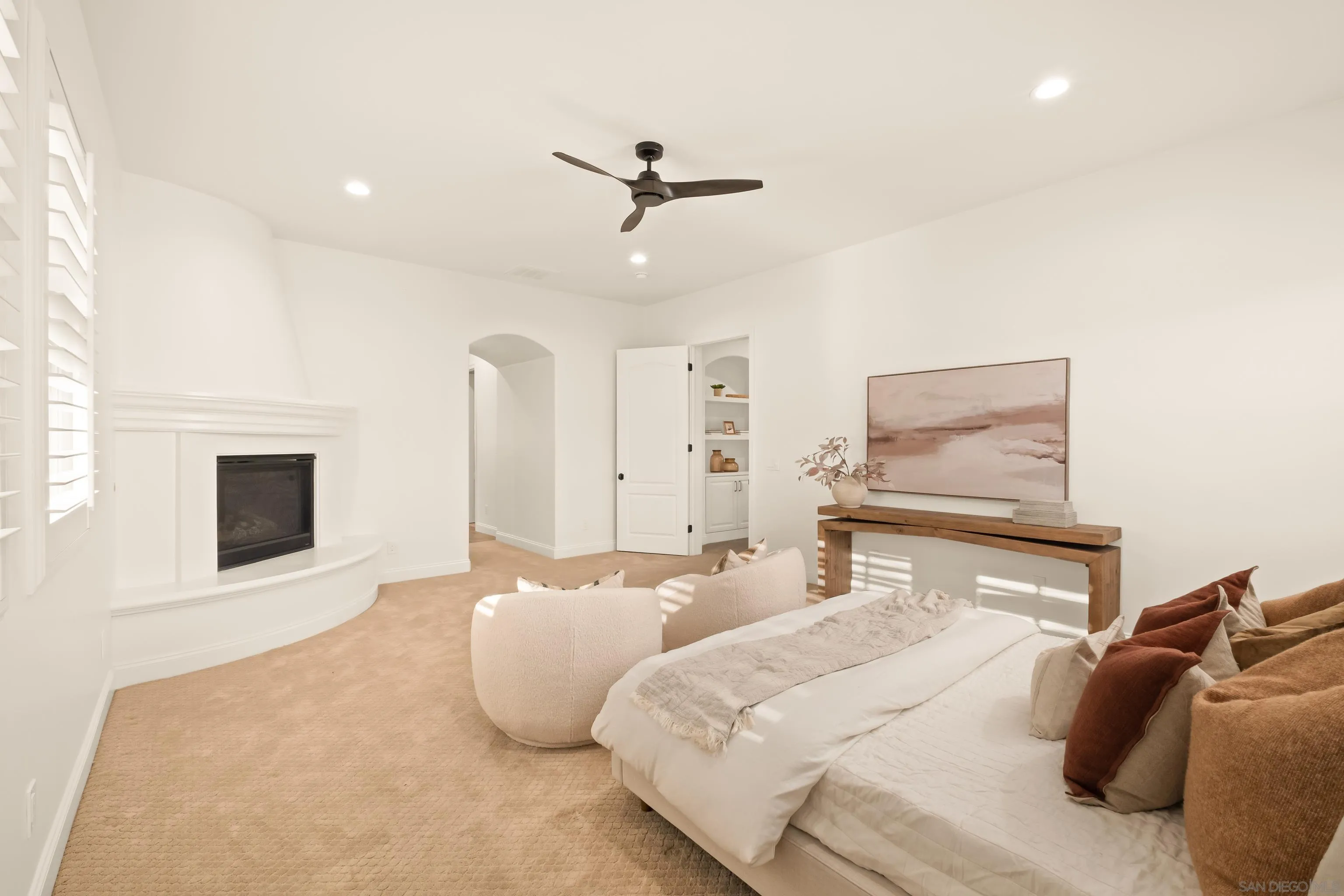 https://cdn.realtyfeed.com/cdn/127/260006706/d815cea20ef9c90ce652d01621824c4d.webp