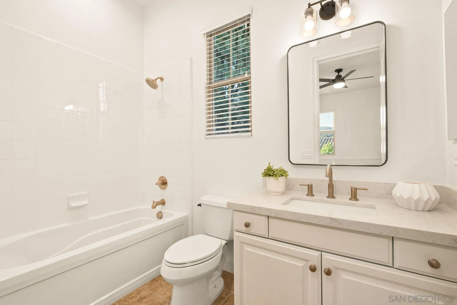 https://cdn.realtyfeed.com/cdn/127/260006706/e397314e991ef798938492b79abec462.webp