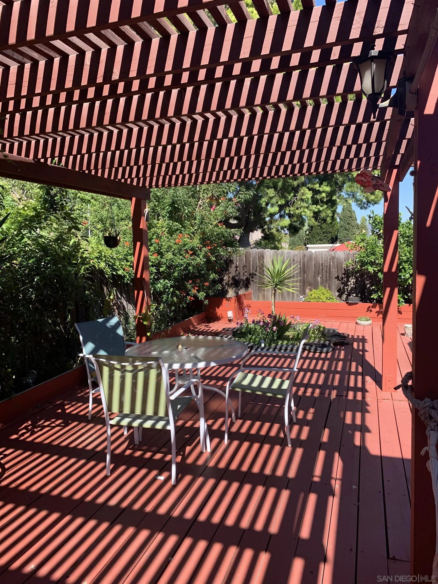 https://cdn.realtyfeed.com/cdn/127/260006710/fe20e73b26d78b0ababe236c722331b8.webp