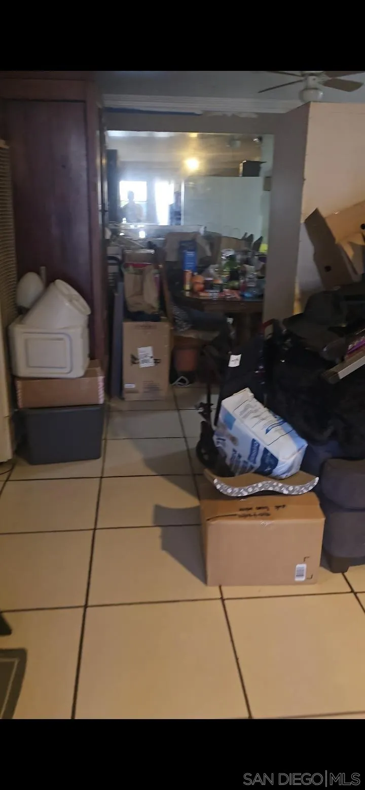 https://cdn.realtyfeed.com/cdn/127/260006711/1bf38660028369e5325ae698f4b57c8f.webp