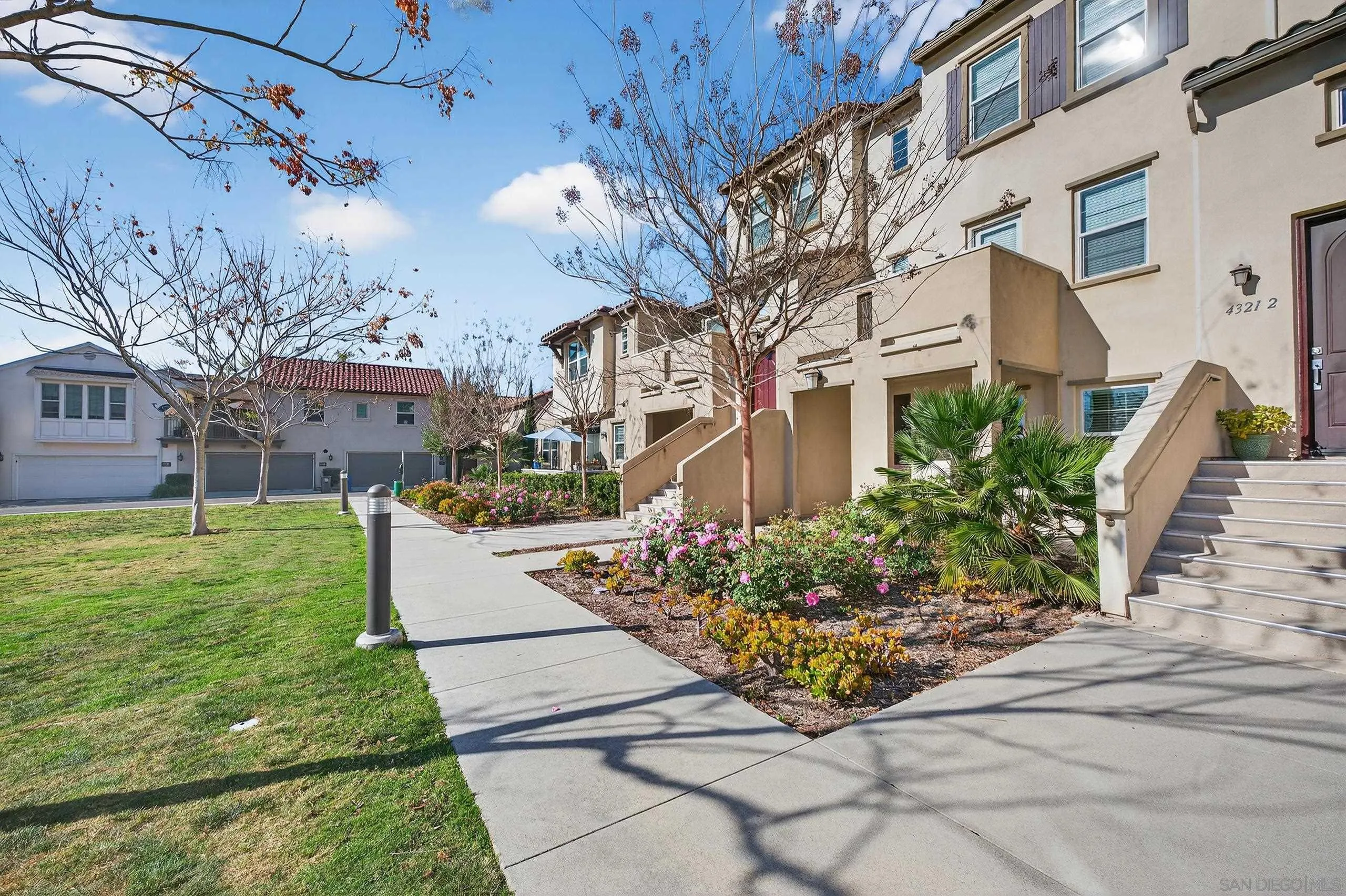 Photo #3: 260006713 Listing: Photo #3