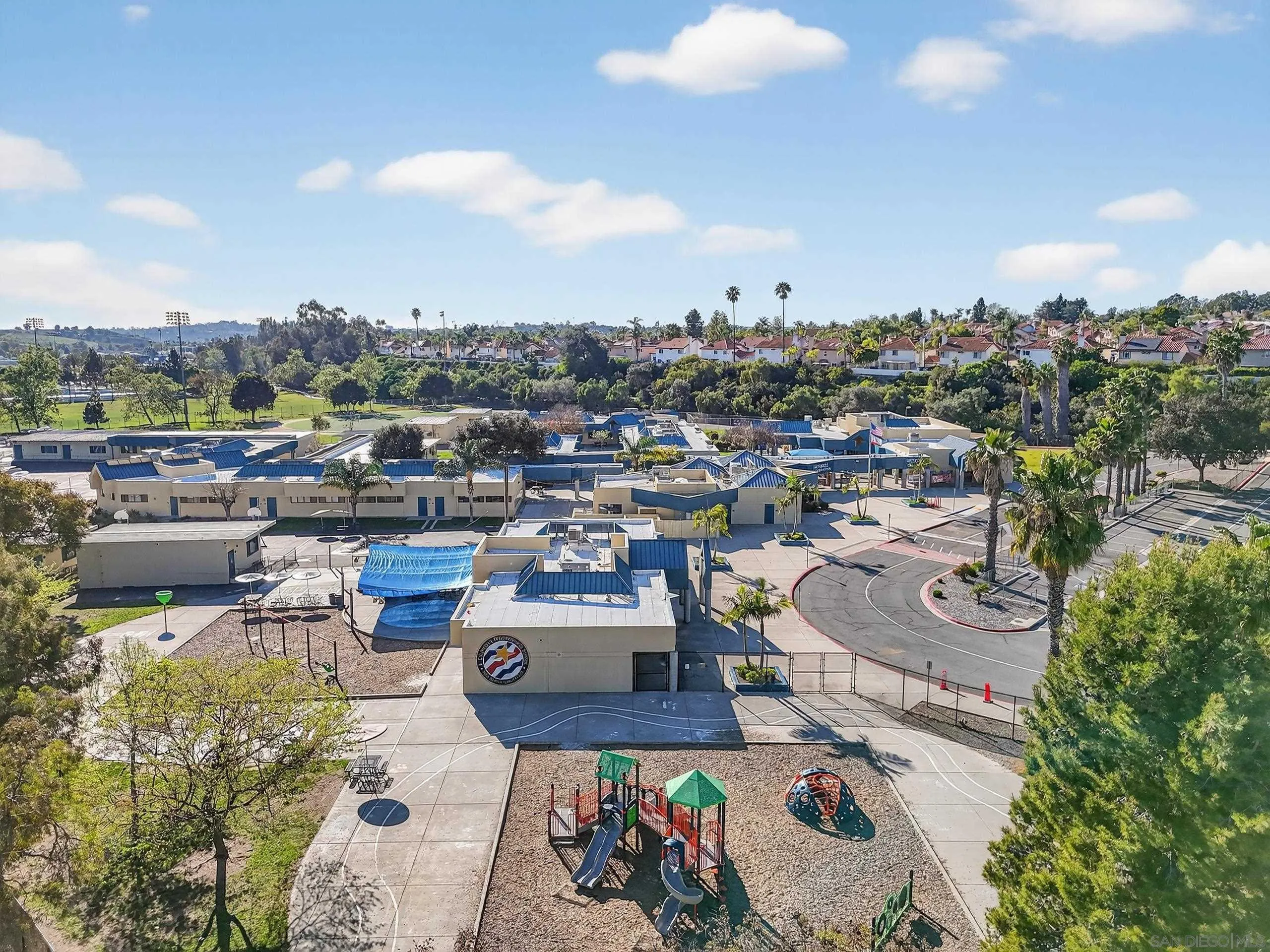 https://cdn.realtyfeed.com/cdn/127/260006713/5c5386abcf8ad2354589c125d78ca857.webp