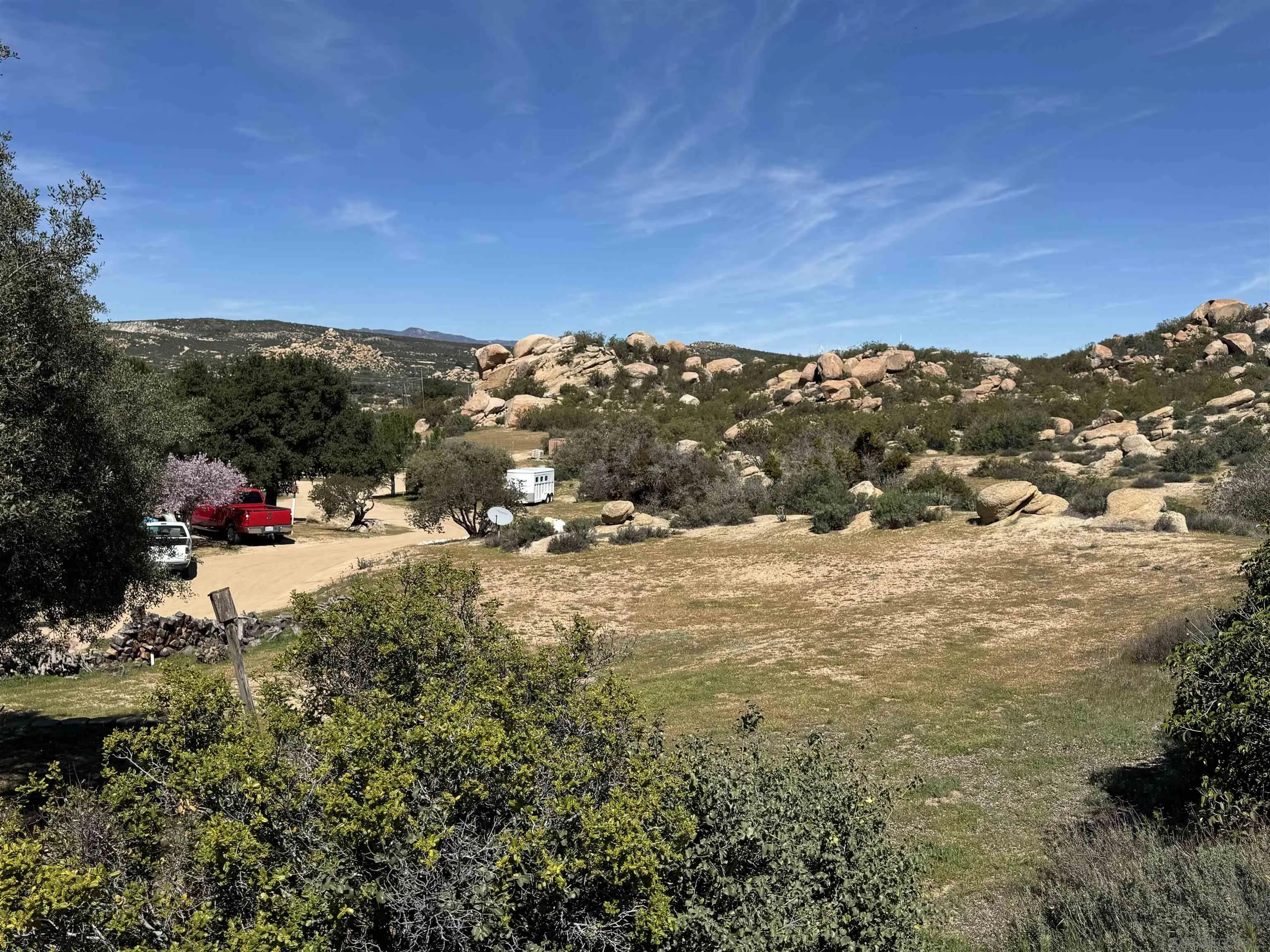 https://cdn.realtyfeed.com/cdn/127/260006714/1ff5897634d2ed1fd6e3ac5c0a70e705.webp