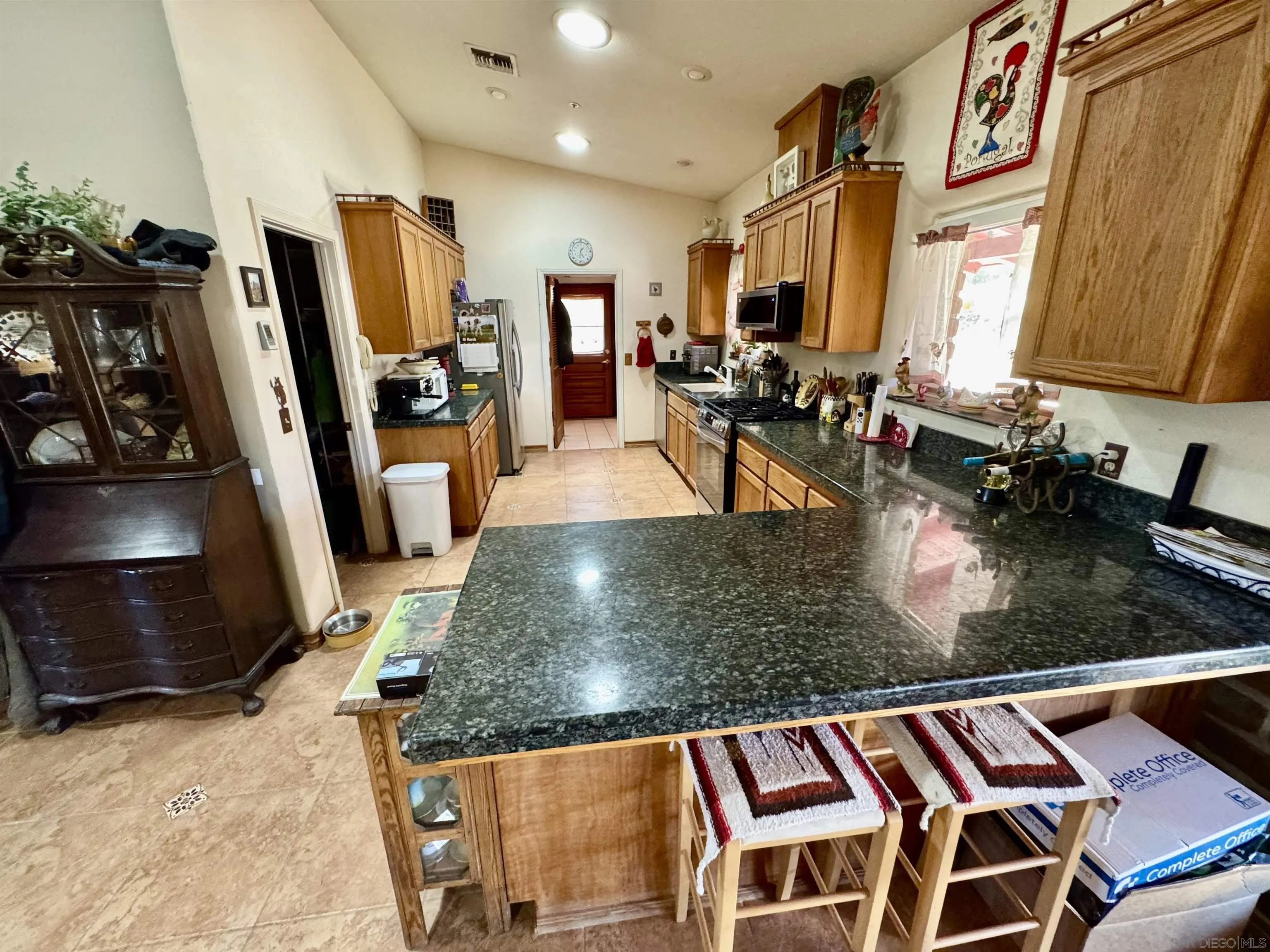 https://cdn.realtyfeed.com/cdn/127/260006714/3b00e376f3030b4bc880dd0caee3ffe9.webp