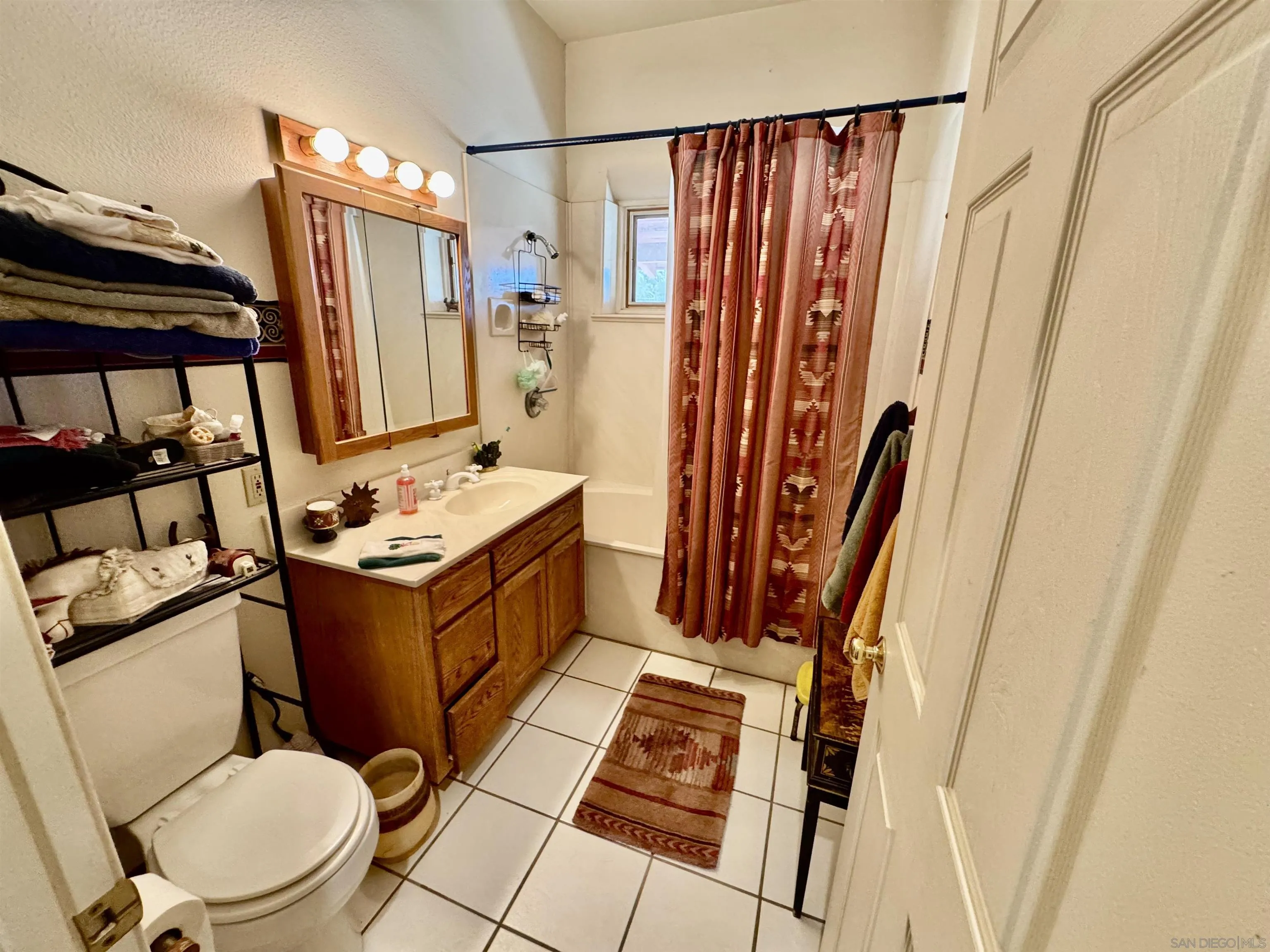 https://cdn.realtyfeed.com/cdn/127/260006714/f3ab4c8caf5862bf8bfeb90387f11be3.webp