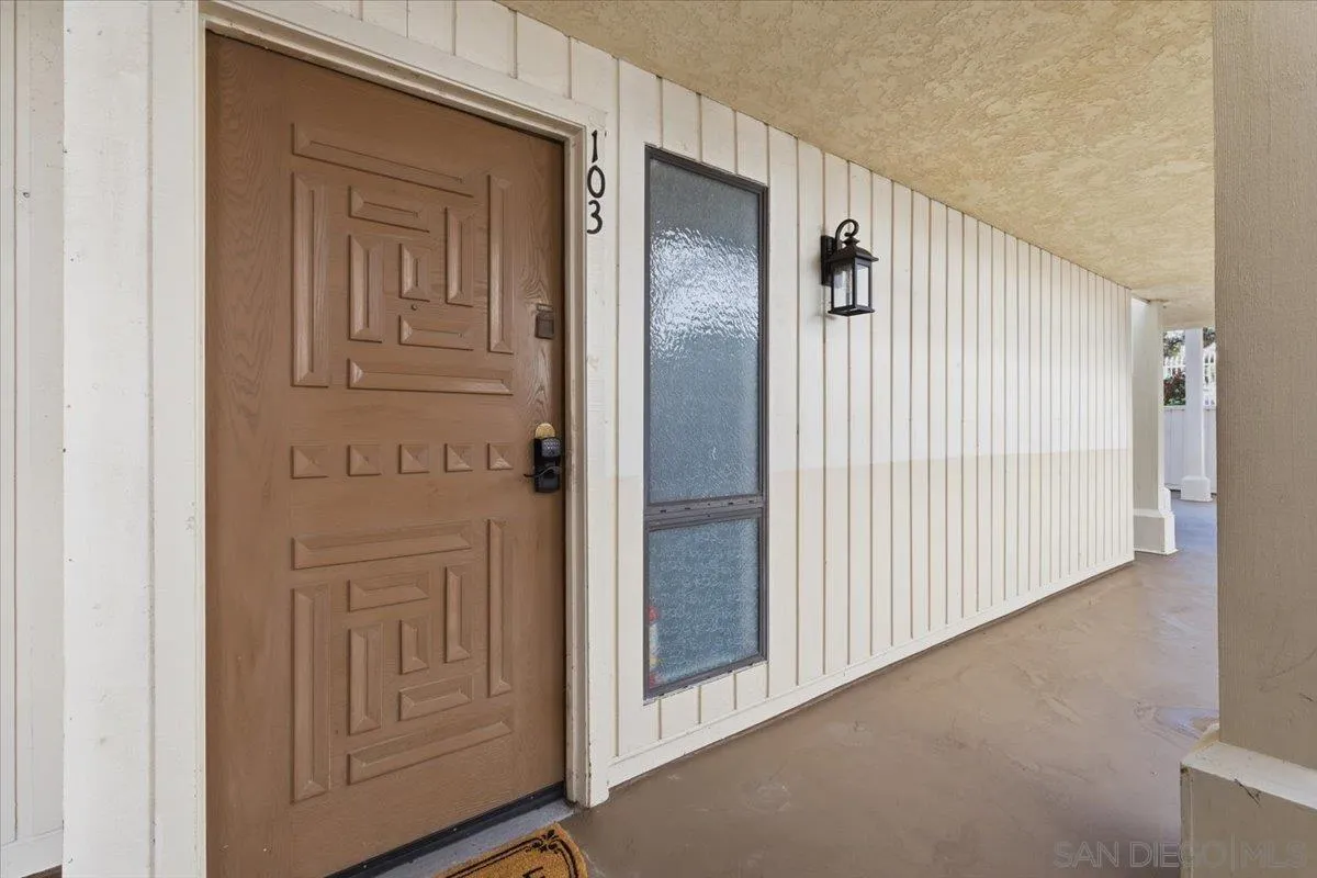 Photo #2: 260006715 Listing: Photo #2