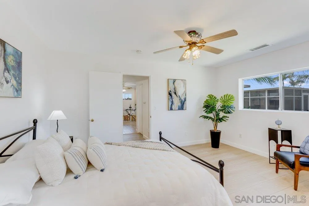 https://cdn.realtyfeed.com/cdn/127/260006716/1efb76ad175c40a8193b414499ffff3c.webp