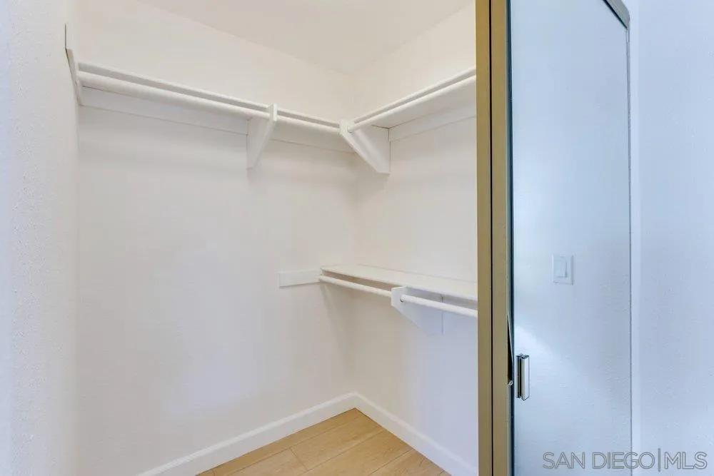 https://cdn.realtyfeed.com/cdn/127/260006716/661da275fb9237393b85fc9f297a05b0.webp