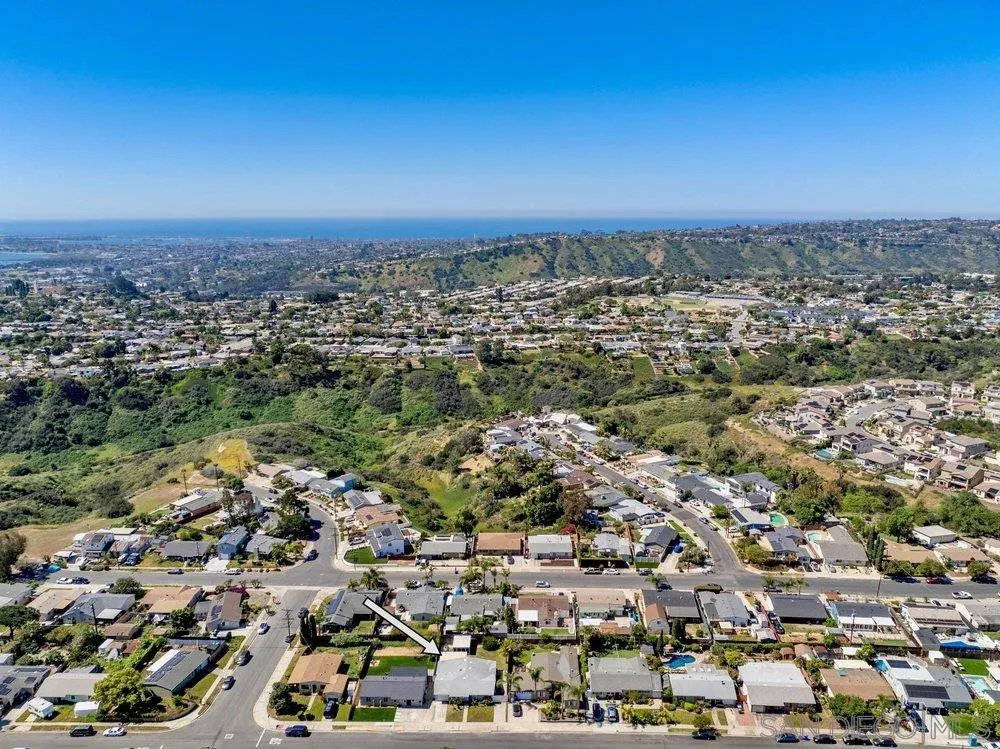 https://cdn.realtyfeed.com/cdn/127/260006716/97ccf6bc726b3f22583835aa581772c0.webp