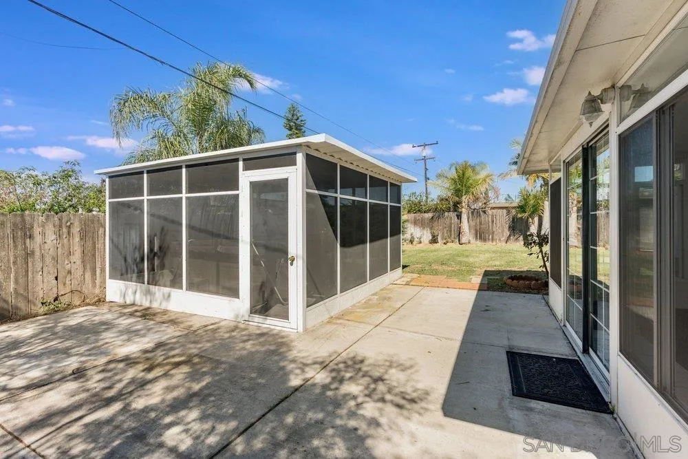 https://cdn.realtyfeed.com/cdn/127/260006716/a8152e581f0168418c3c8f3a9395a136.webp