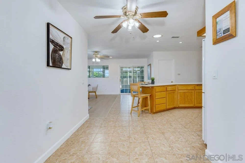 https://cdn.realtyfeed.com/cdn/127/260006716/d59a5e6fc2e33393a9d740b772f315f7.webp