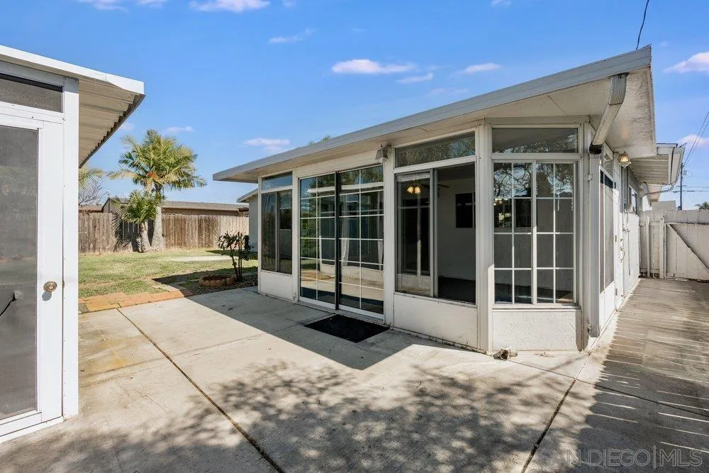 https://cdn.realtyfeed.com/cdn/127/260006716/f4ab145b61e44dcc35b32d8c65208768.webp