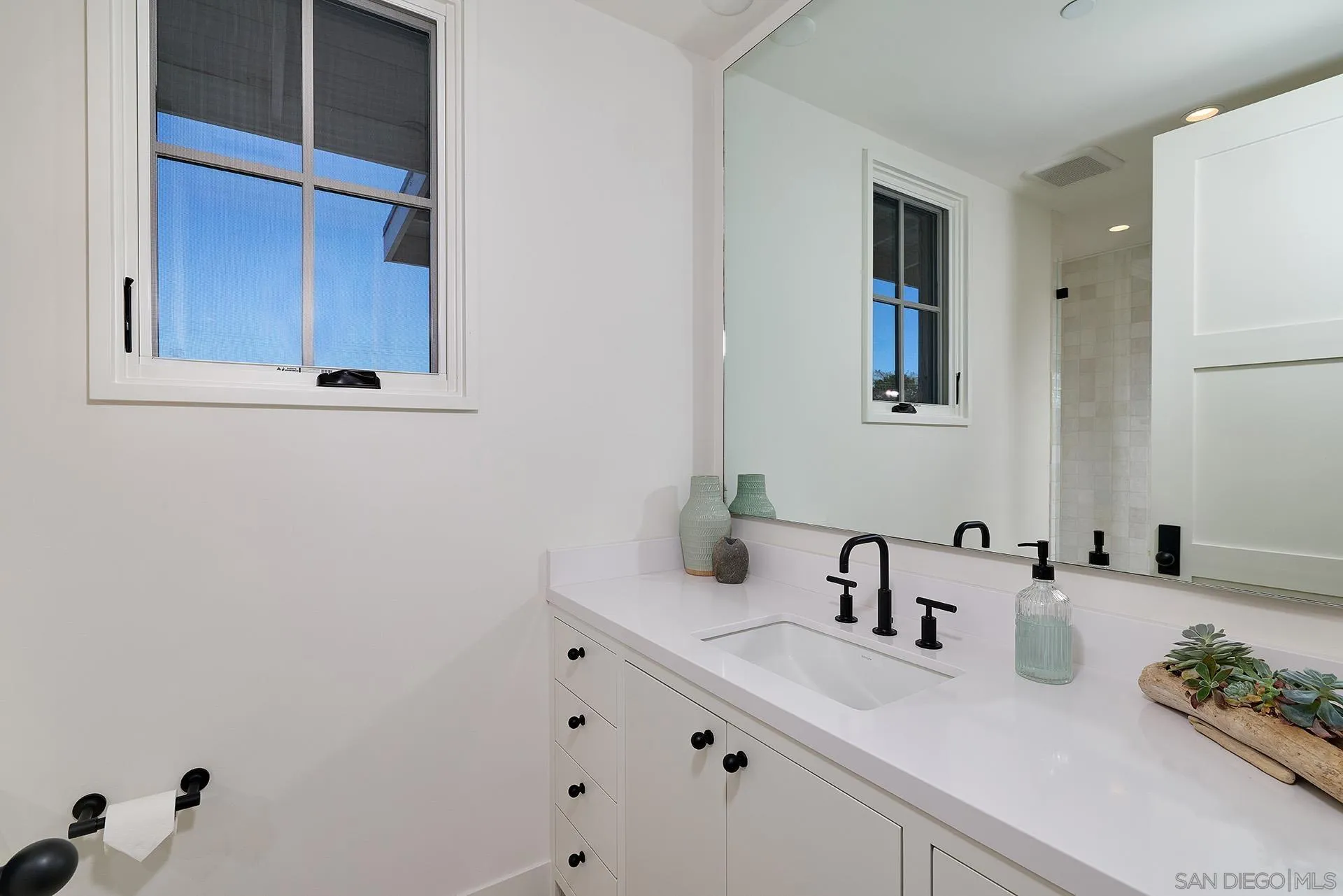 181 Nardo, Solana Beach, CA, 92075