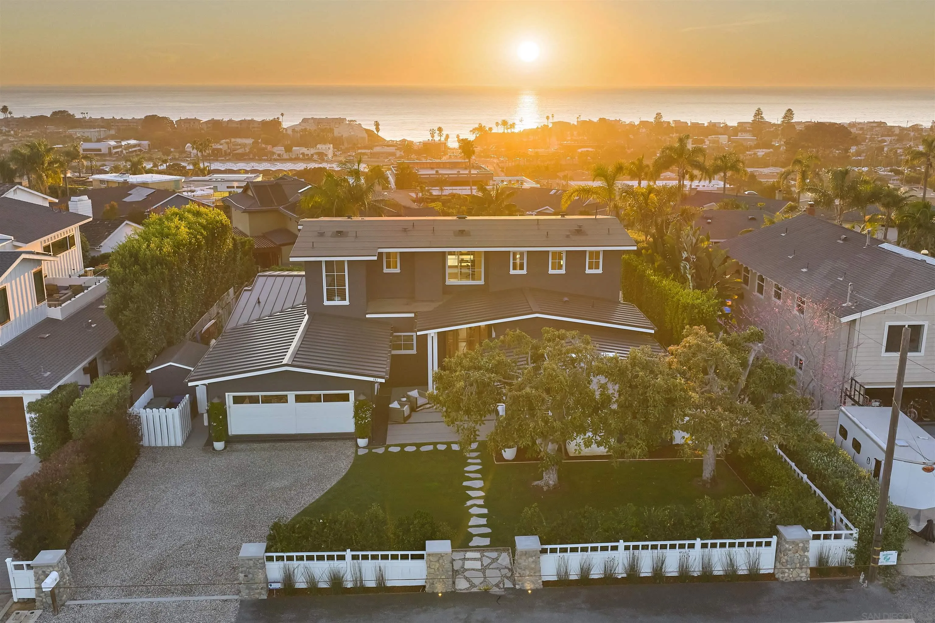 181 Nardo, Solana Beach, CA, 92075