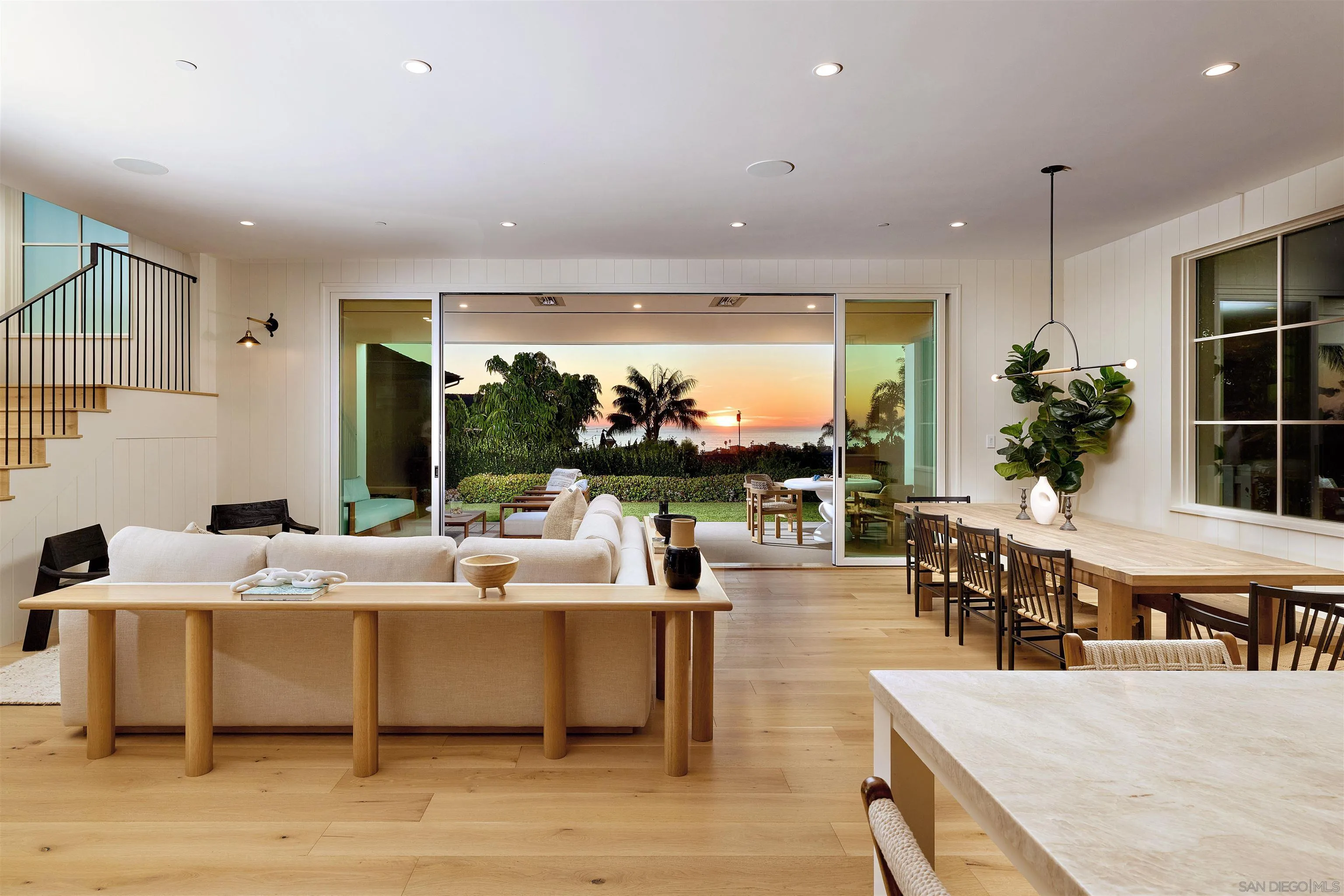 181 Nardo, Solana Beach, CA, 92075