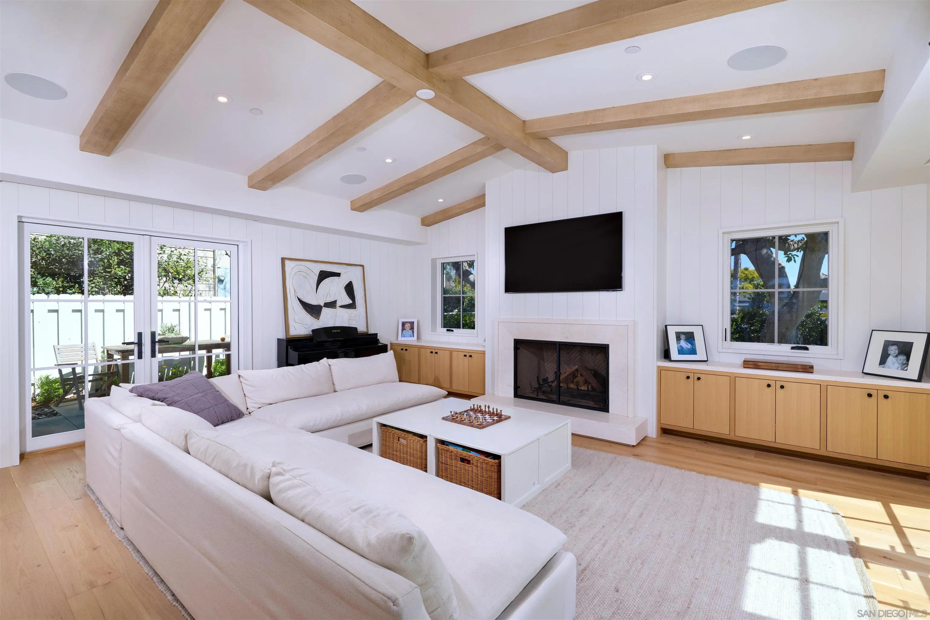 181 Nardo, Solana Beach, CA, 92075