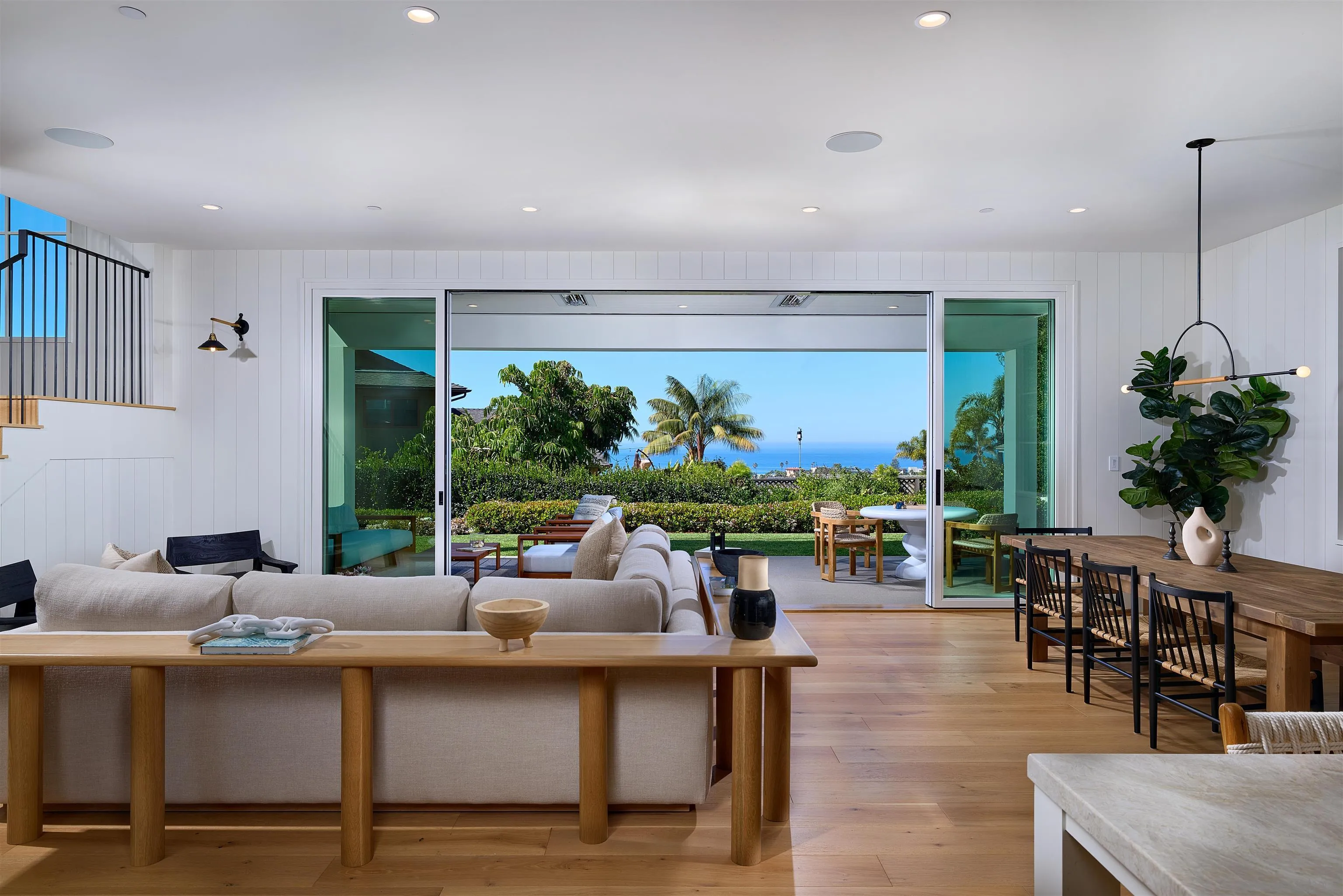 181 Nardo, Solana Beach, CA, 92075