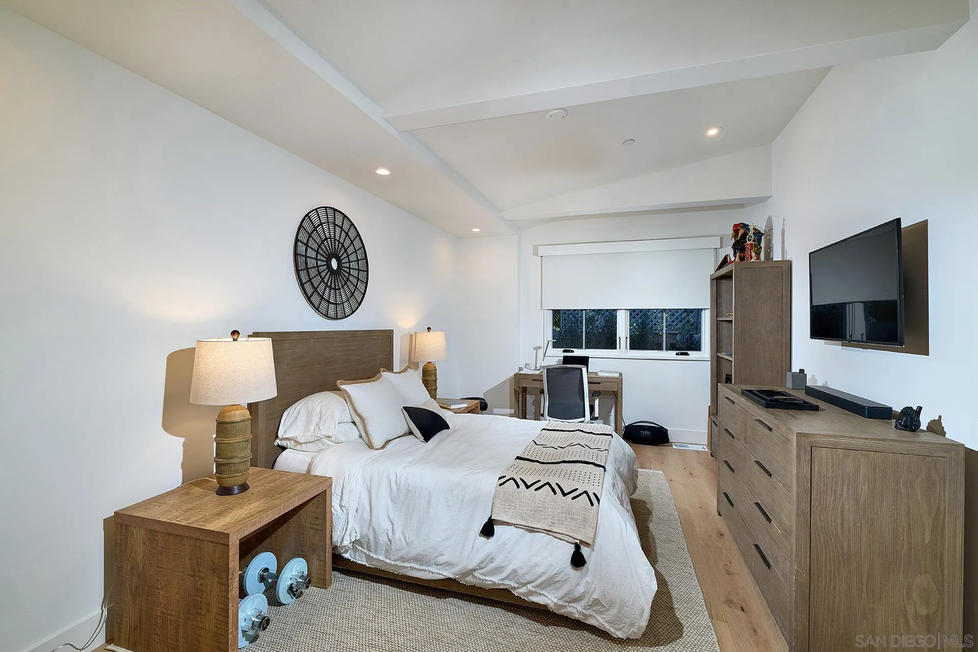 181 Nardo, Solana Beach, CA, 92075