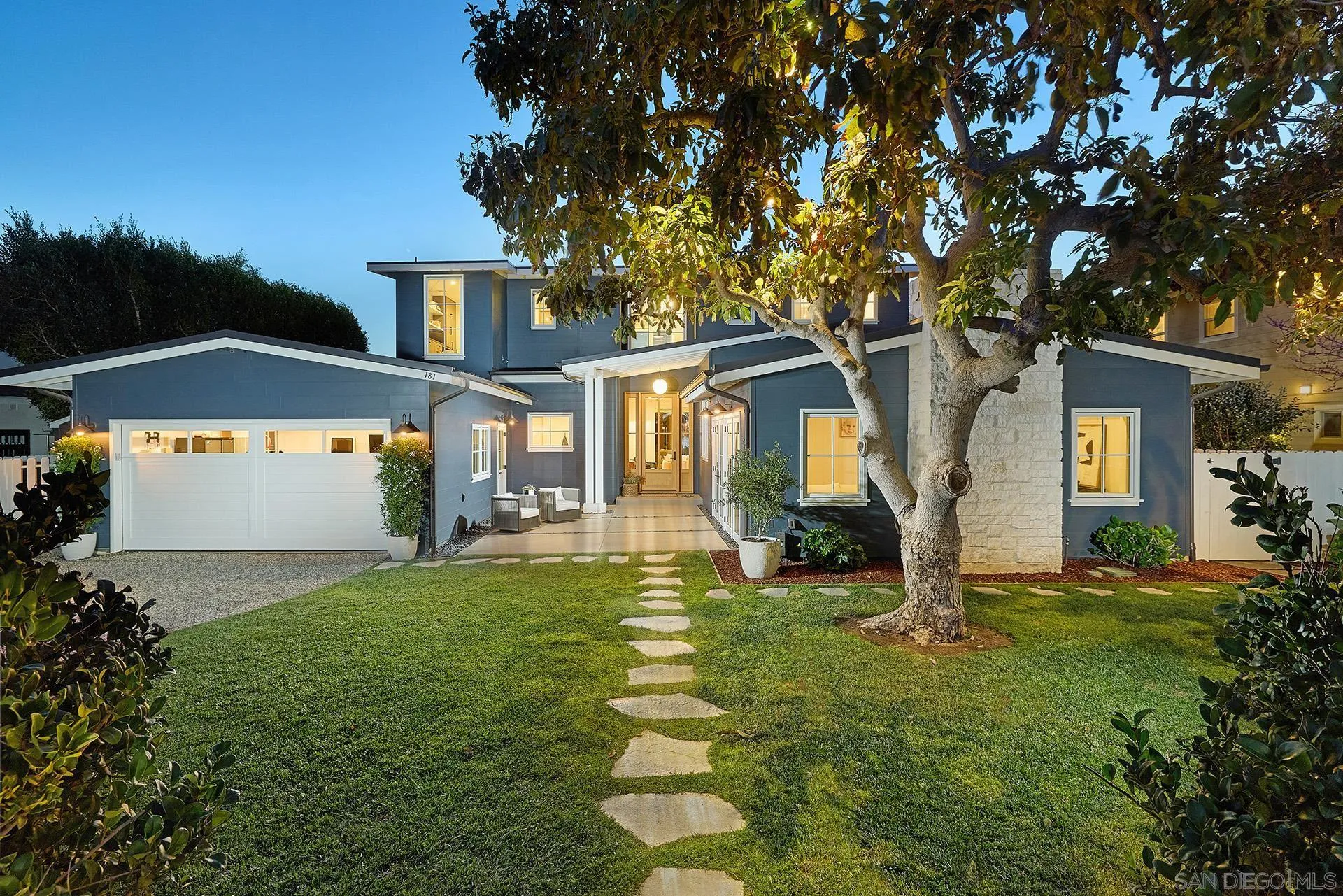 181 Nardo, Solana Beach, CA, 92075