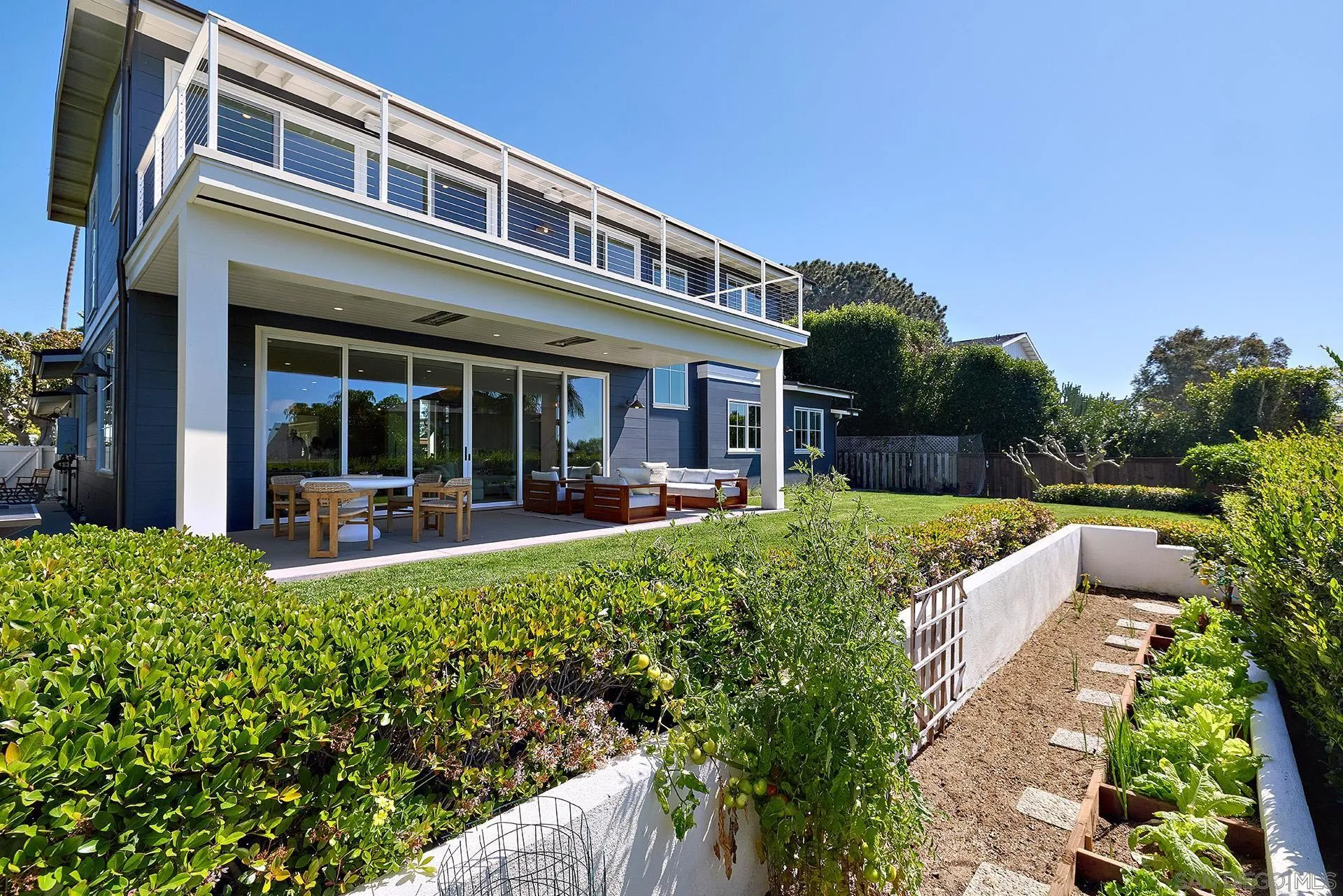 181 Nardo, Solana Beach, CA, 92075