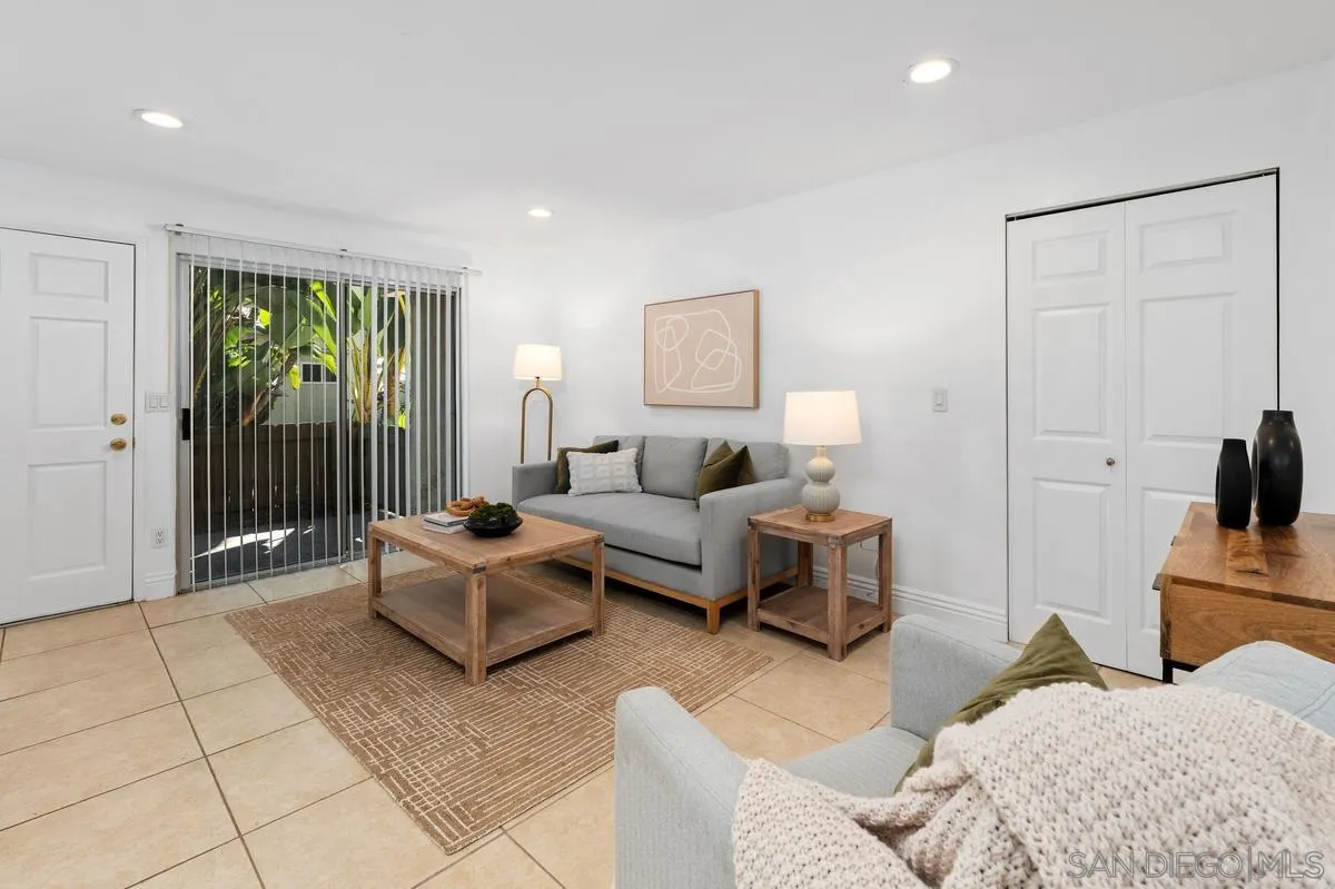 Photo #11: 260006725 Listing: Photo #11