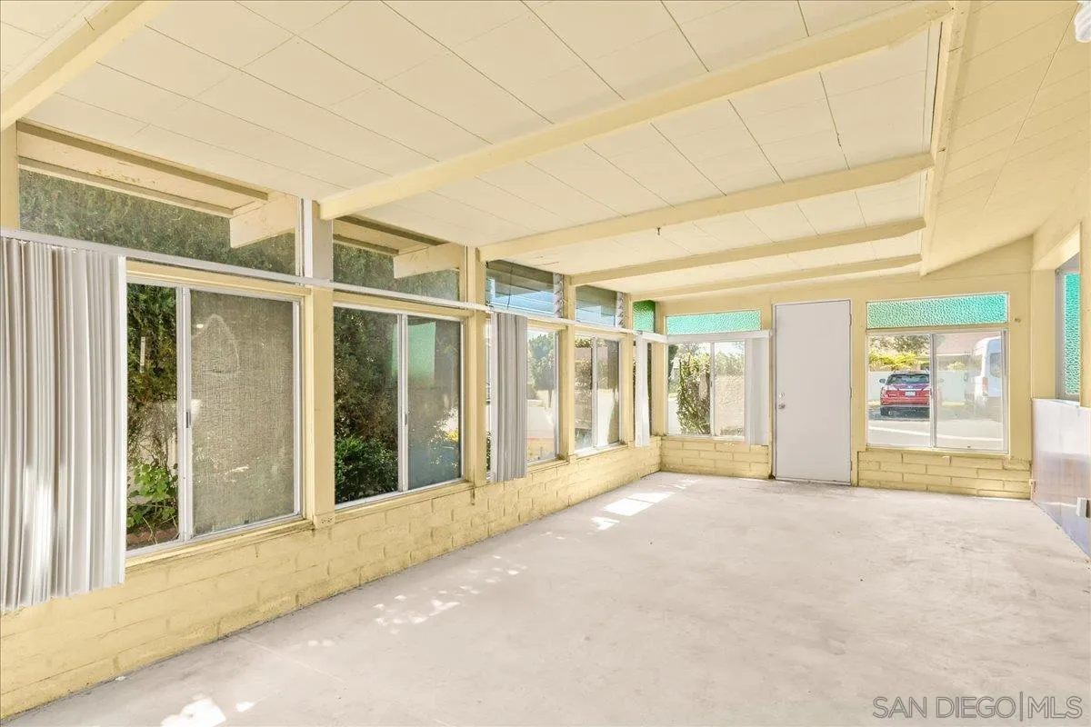 Photo #13: 260006726 Listing: Photo #13