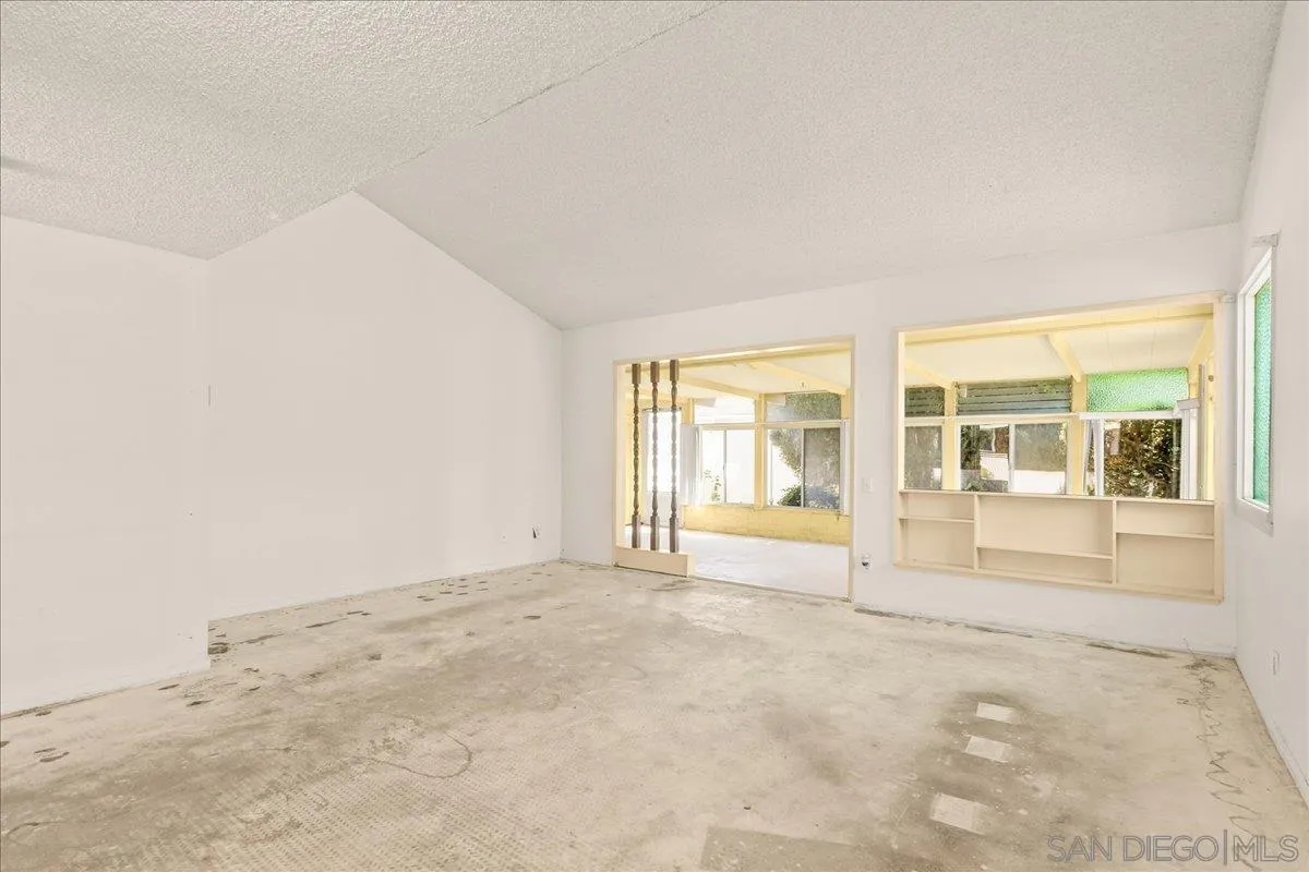 Photo #7: 260006726 Listing: Photo #7