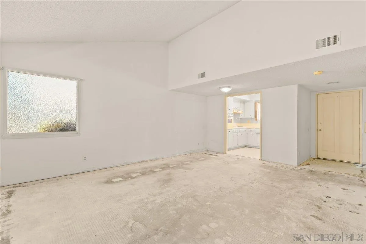 Photo #6: 260006726 Listing: Photo #6