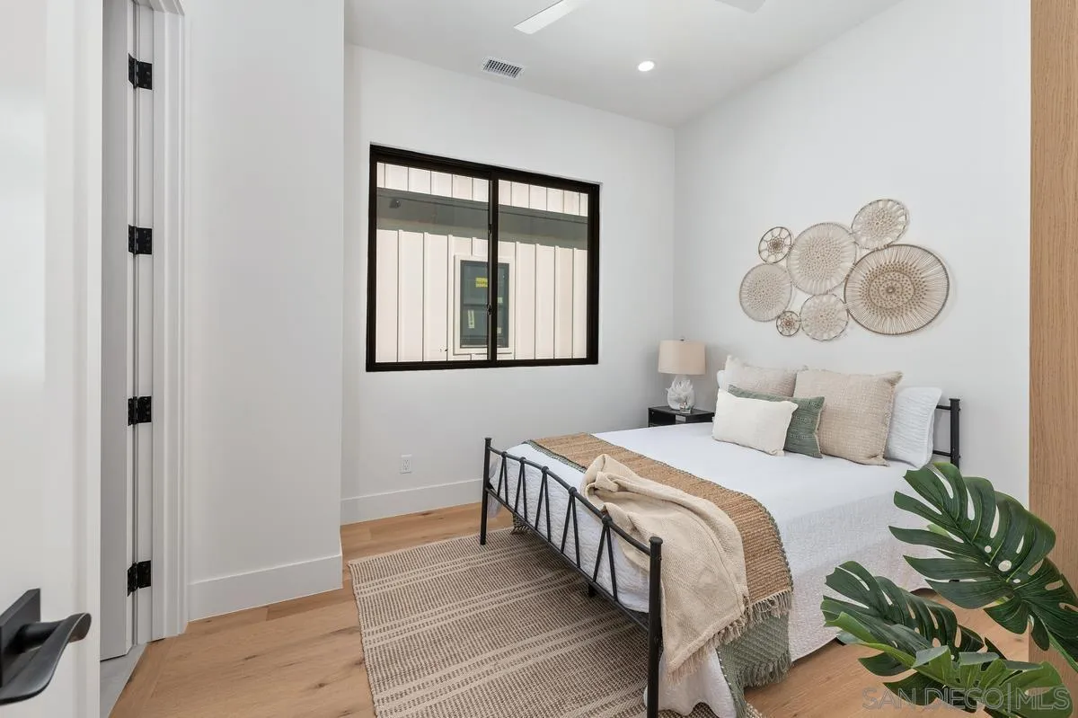 Photo #24: 260006729 Listing: Photo #24