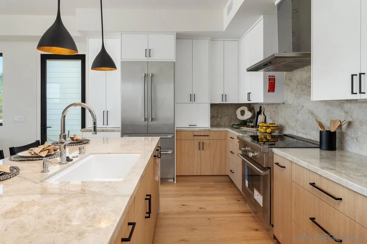 Photo #9: 260006729 Listing: Photo #9