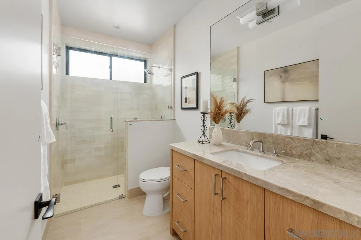 Photo #33: 260006729 Listing: Photo #33