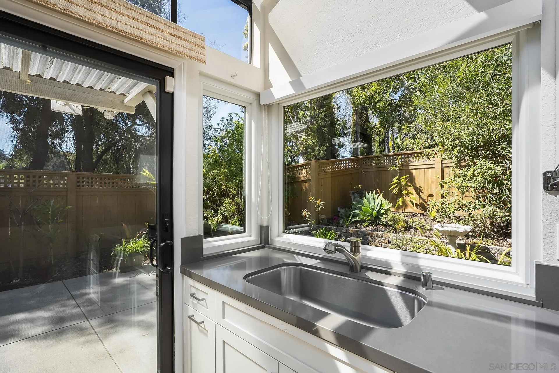 Photo #9: 260006730 Listing: Photo #9