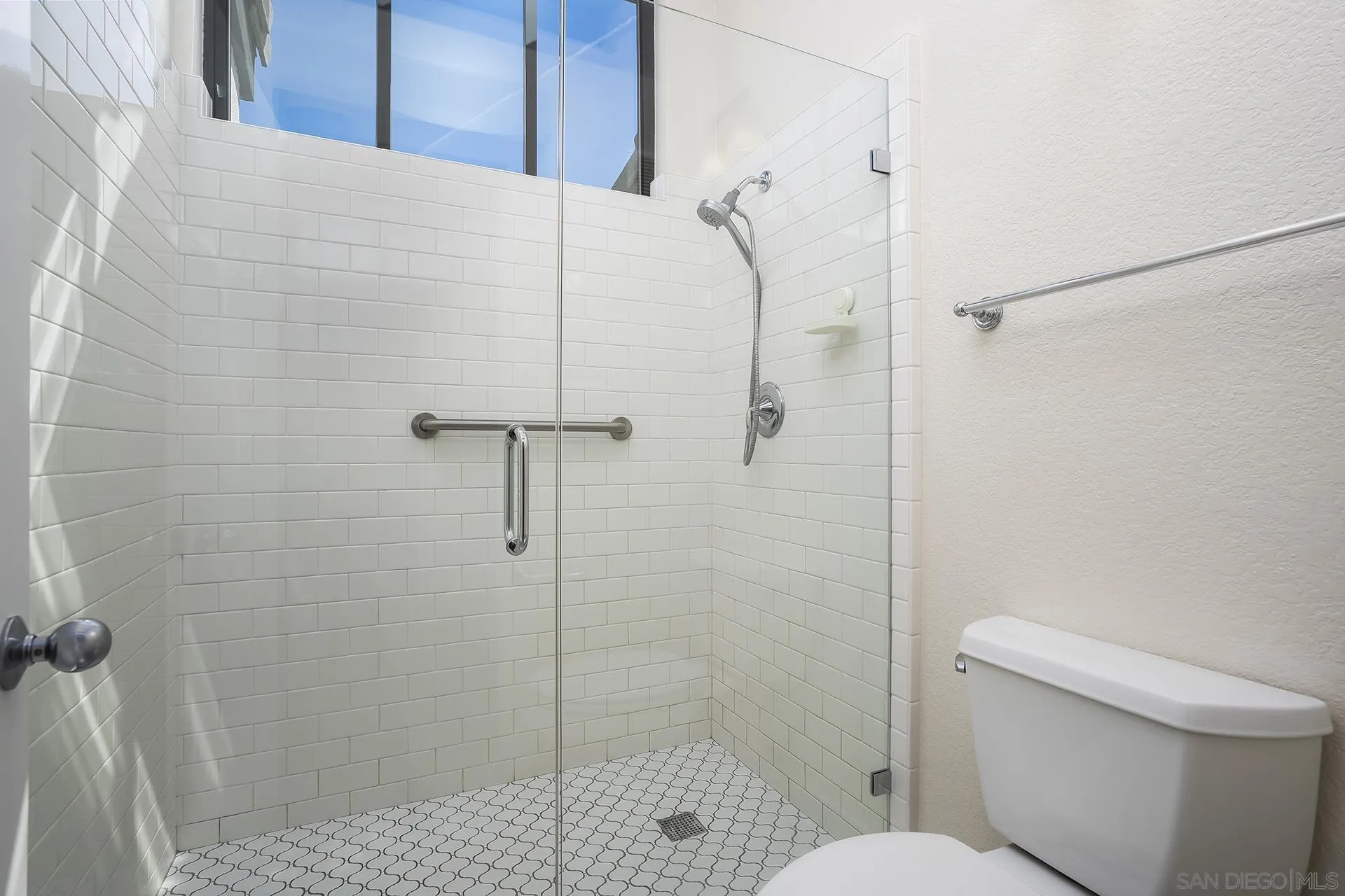 Photo #27: 260006730 Listing: Photo #27