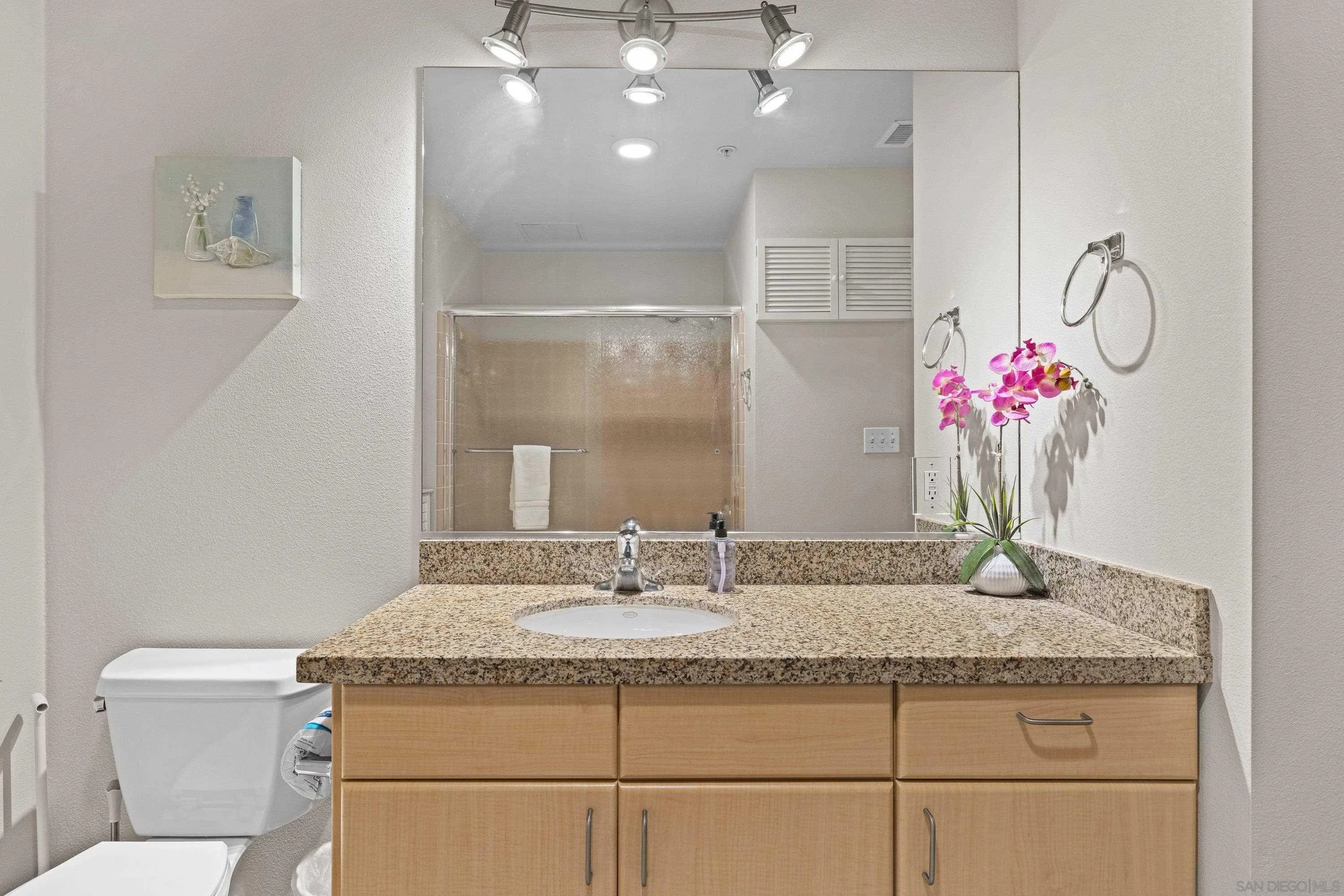 Photo #13: 260006734 Listing: Photo #13
