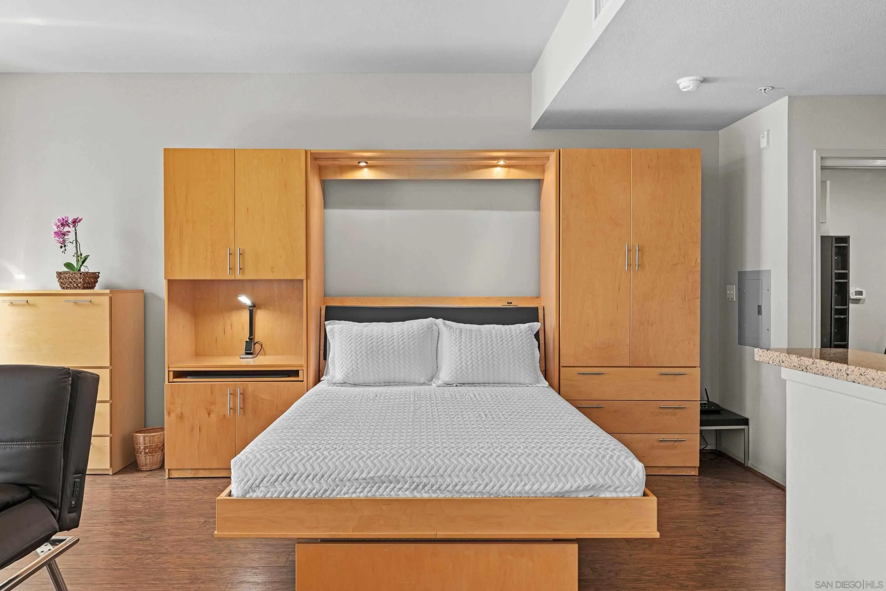 Photo #8: 260006734 Listing: Photo #8
