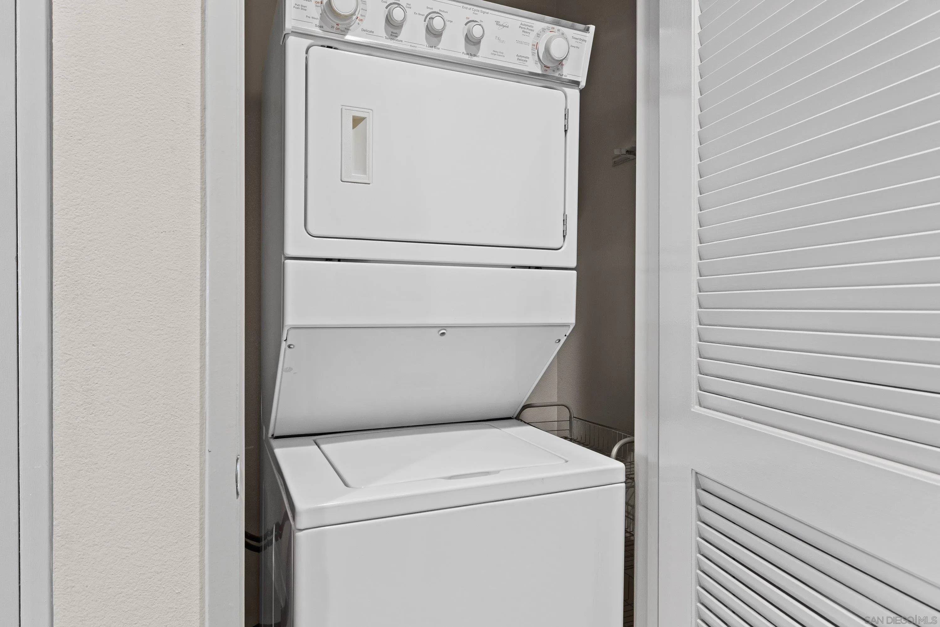 Photo #13: 260006734 Listing: Photo #13