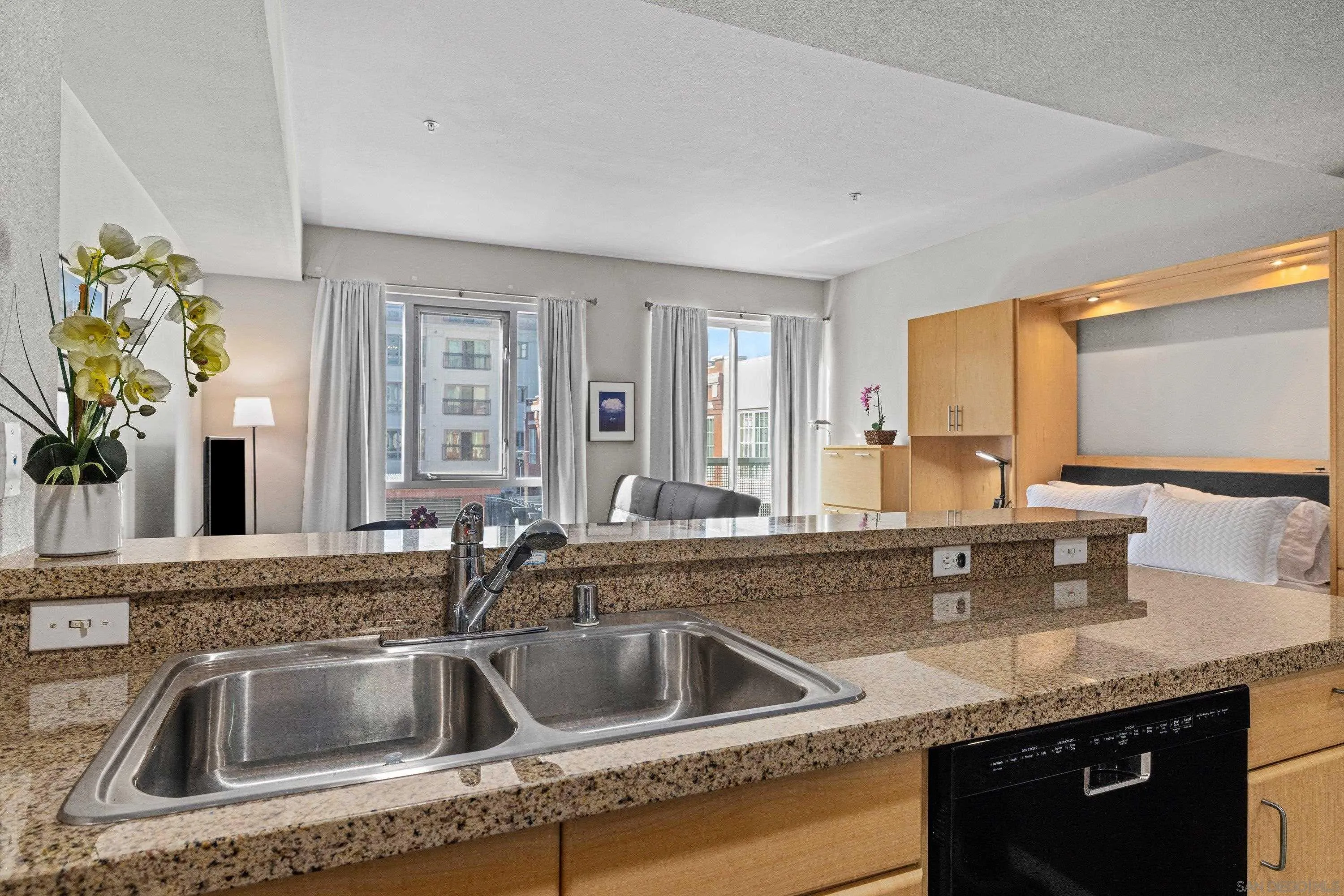 Photo #7: 260006734 Listing: Photo #7